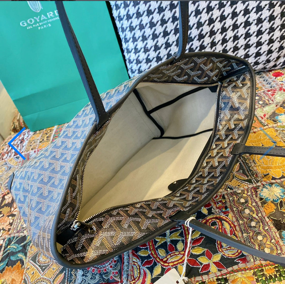 Artois Blue navy PM invoice bag