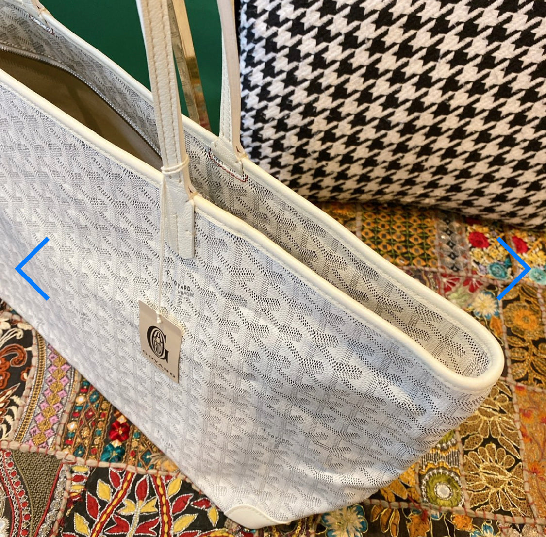 White Artois bag MM invoice