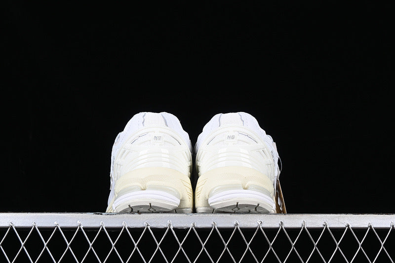 New b sneakers 1906 séries