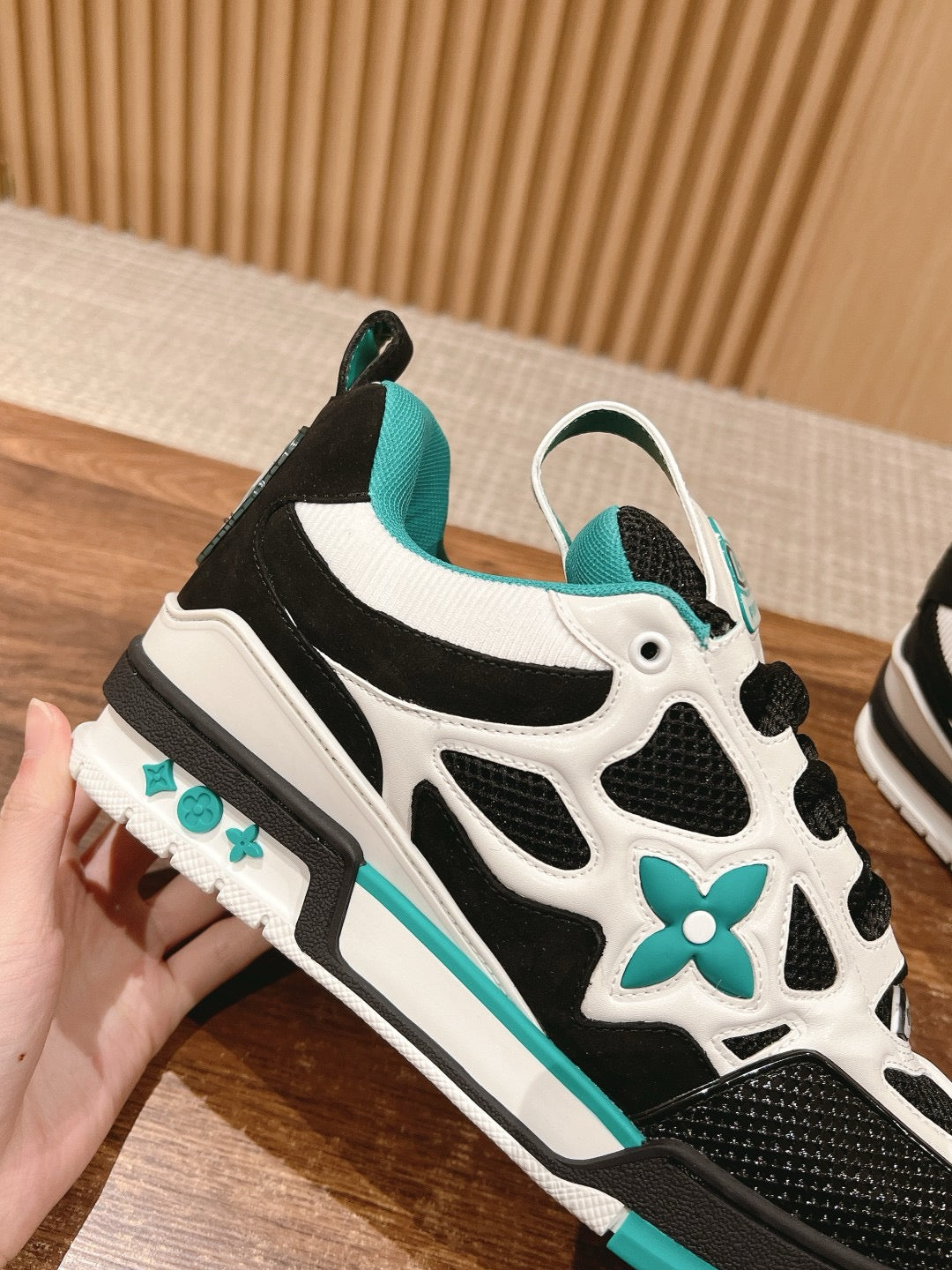 Sneakers Lv Skate black 10/10 facture
