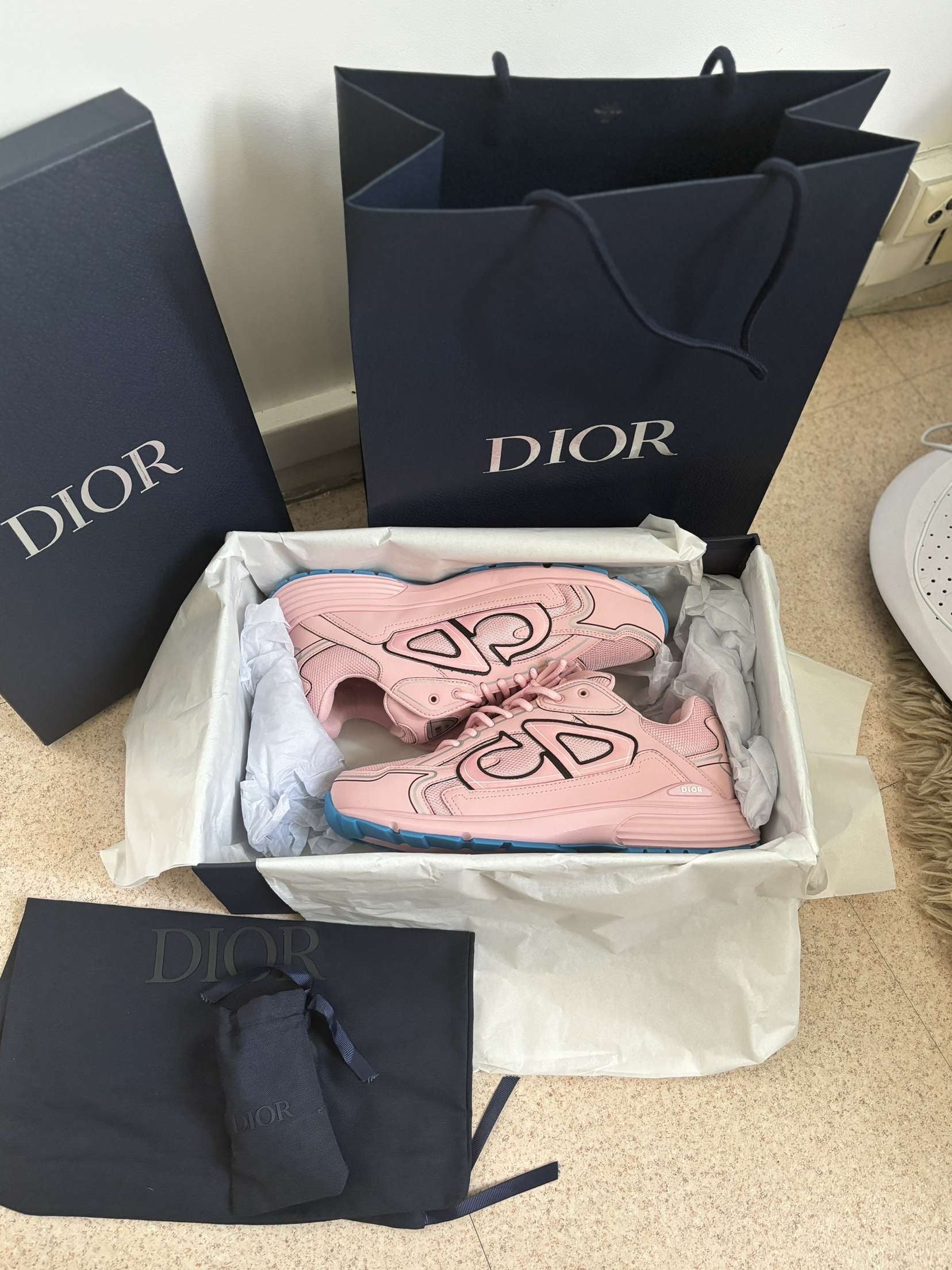 SNEAKERS B30 V2 VERSION BIEN LISSE PINK BLUE ANTHRACITE RÉFLECTIVE RÉACTION CORRECTES FACTURE PACKAGING COMPLET