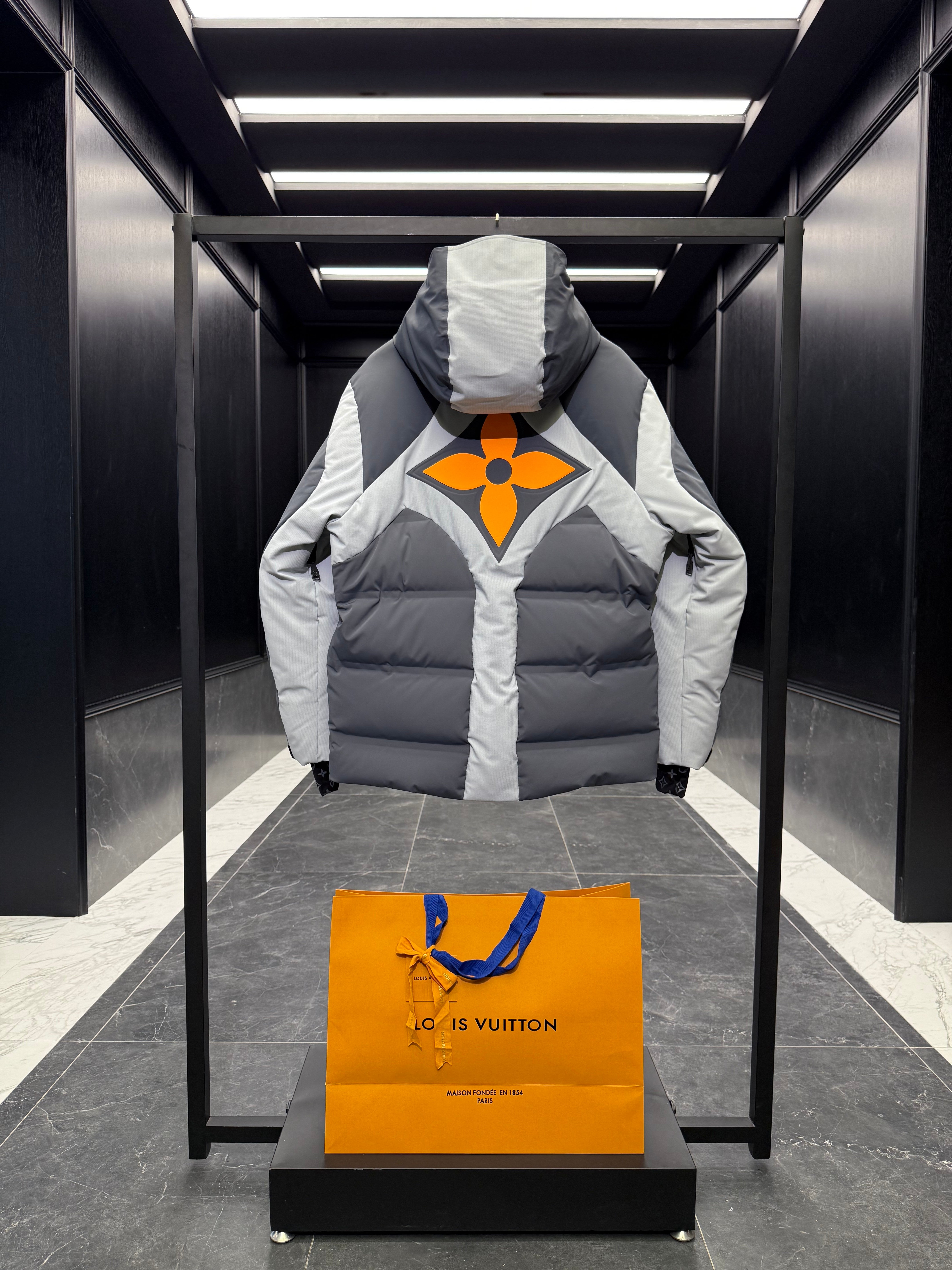 Doudoune de ski technique Lv