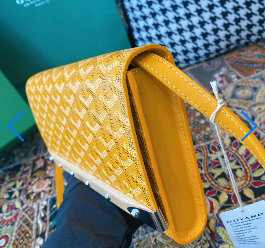 Monte Carlo mini yellow invoice case