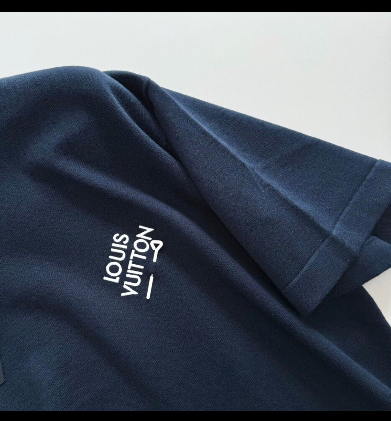 Tee-shirt manches courtes à signature brodée