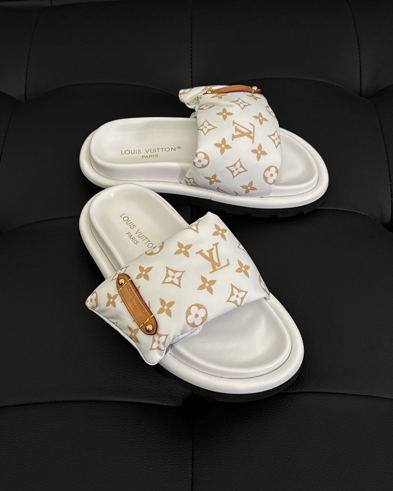 Mule plate conforme pillow