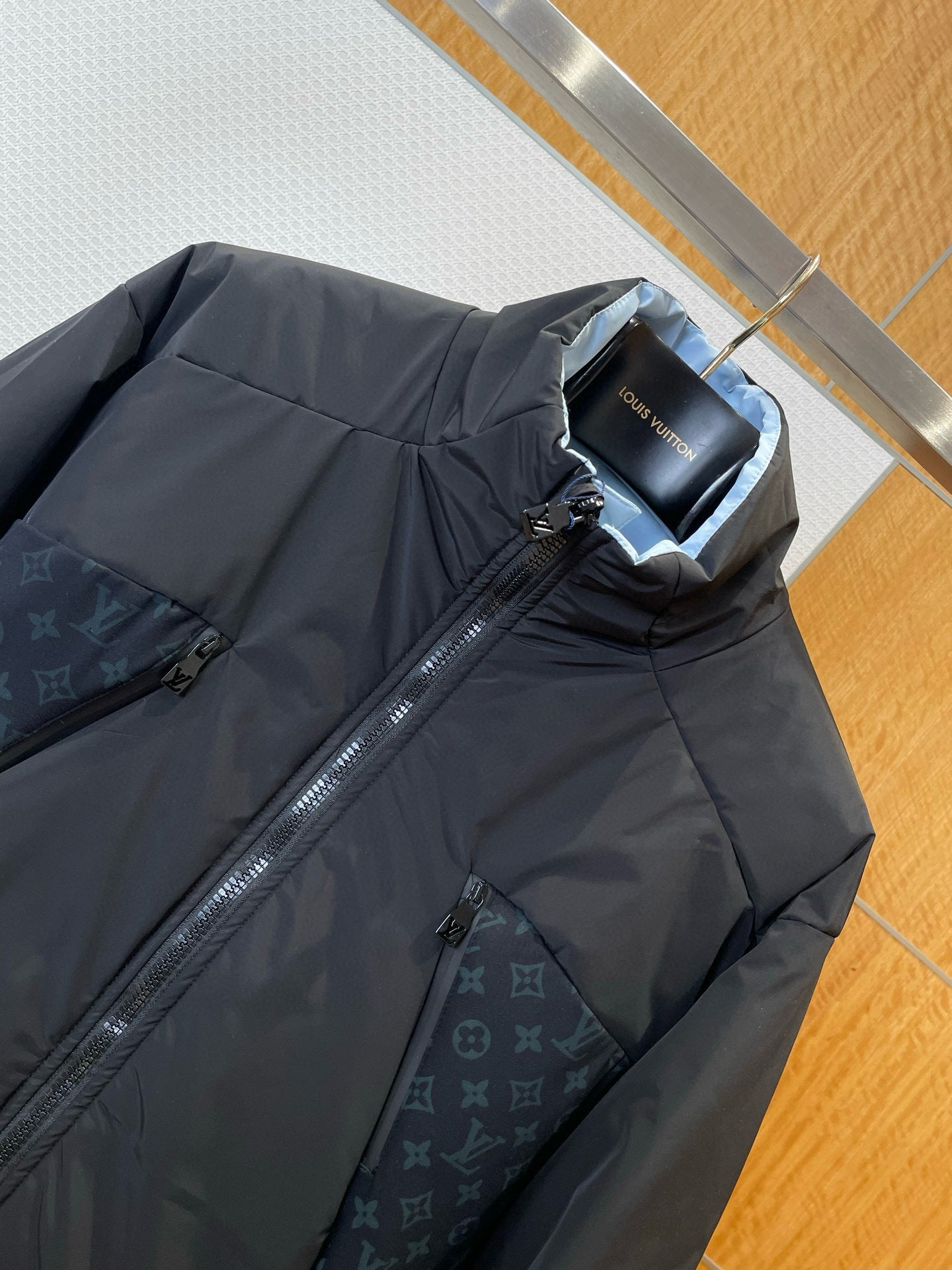 Blouson intermédiaire réversible lv