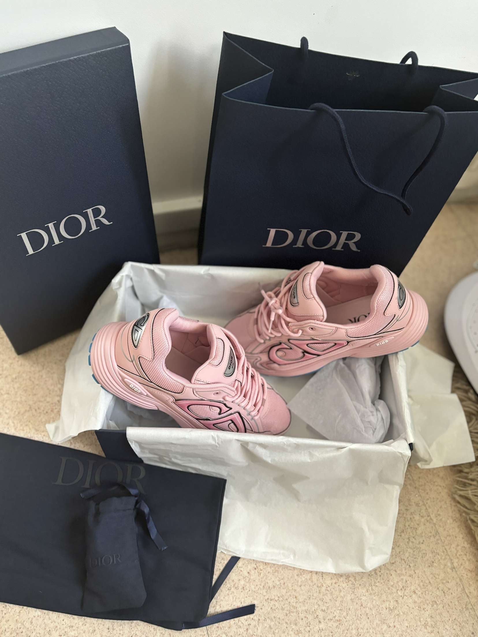 SNEAKERS B30 V2 VERSION BIEN LISSE PINK BLUE ANTHRACITE RÉFLECTIVE RÉACTION CORRECTES FACTURE PACKAGING COMPLET