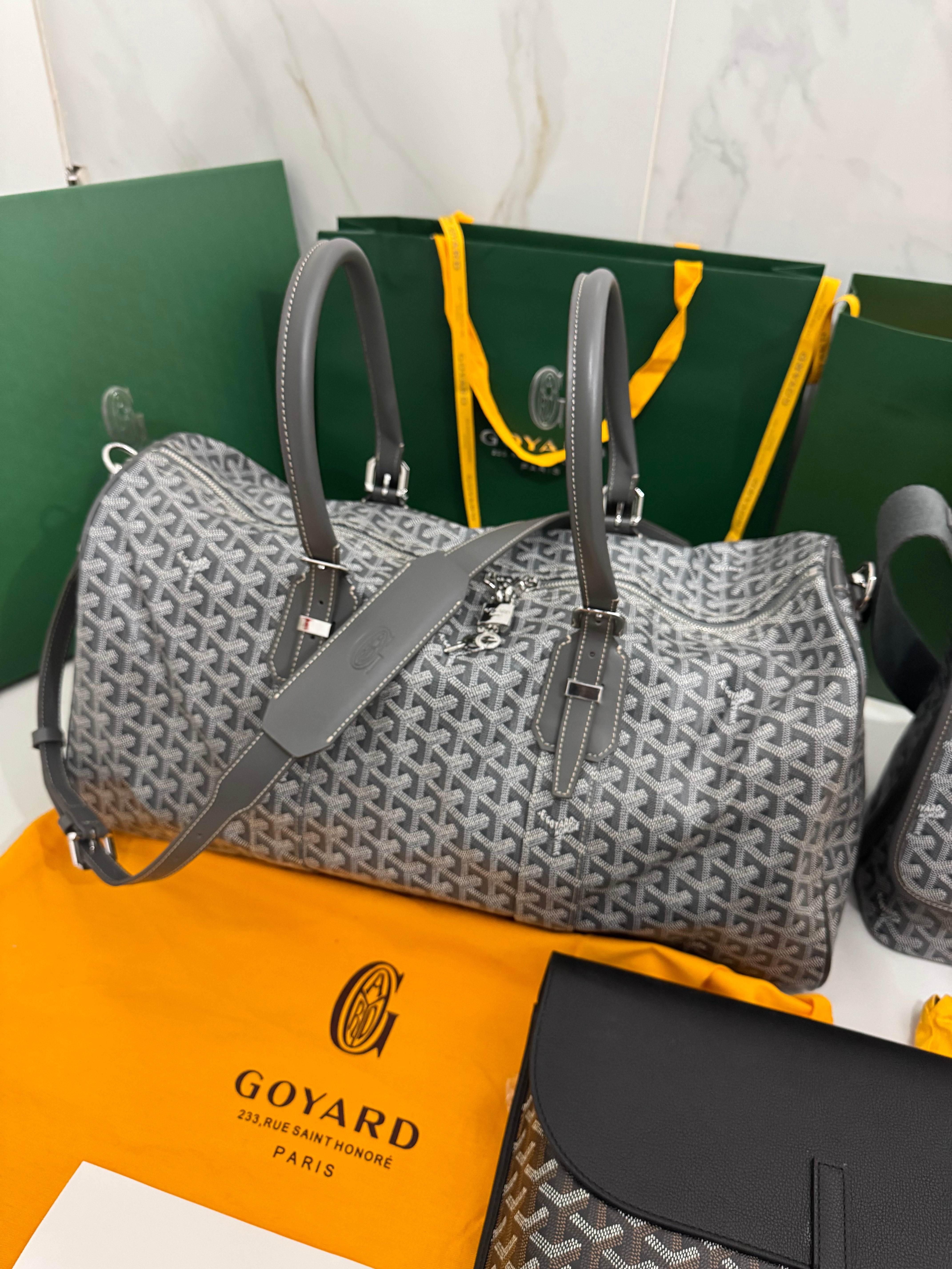 Sac Capétien Gris 10/10 FACTURE