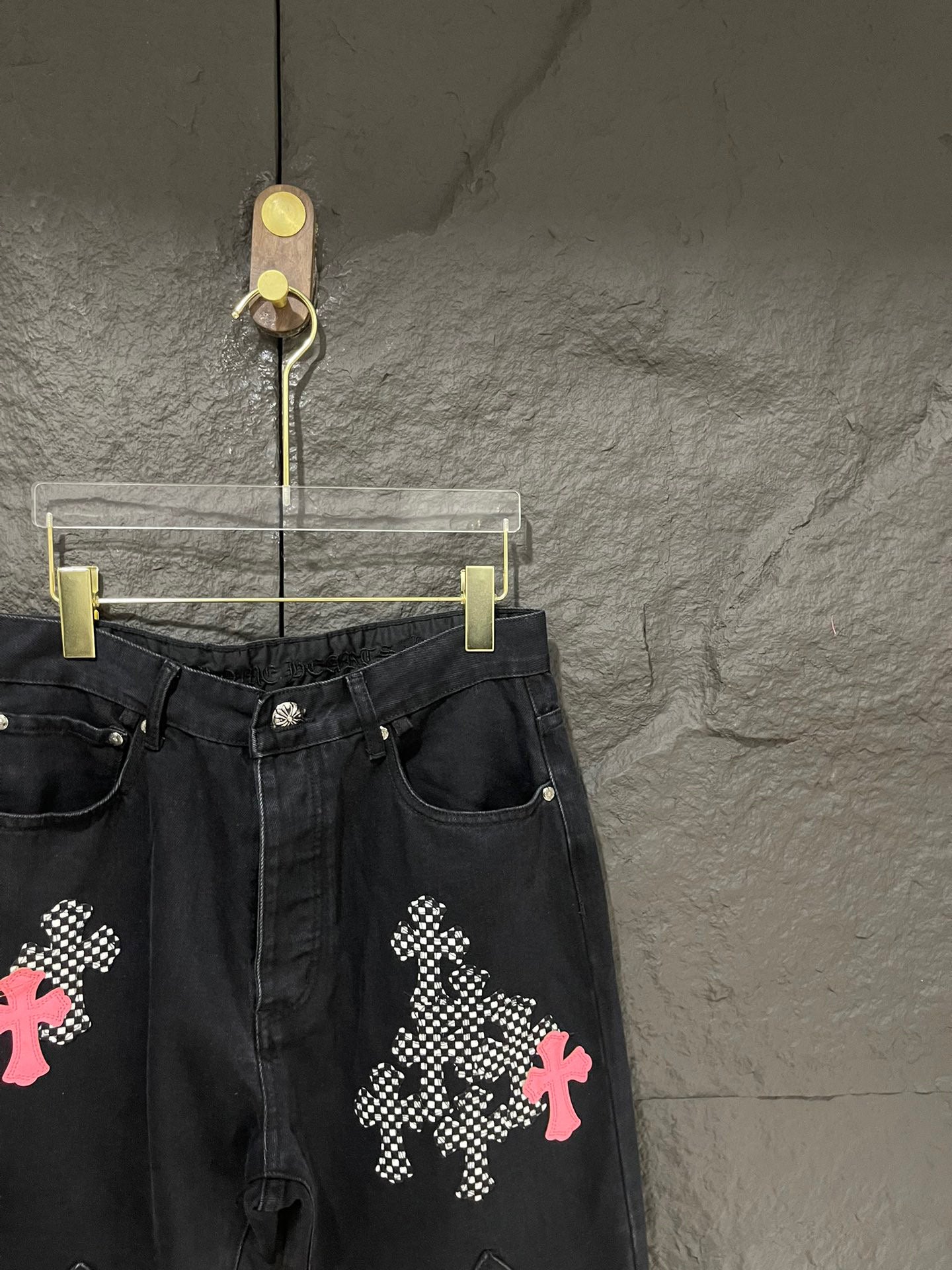 Jean Chrome Hrts
