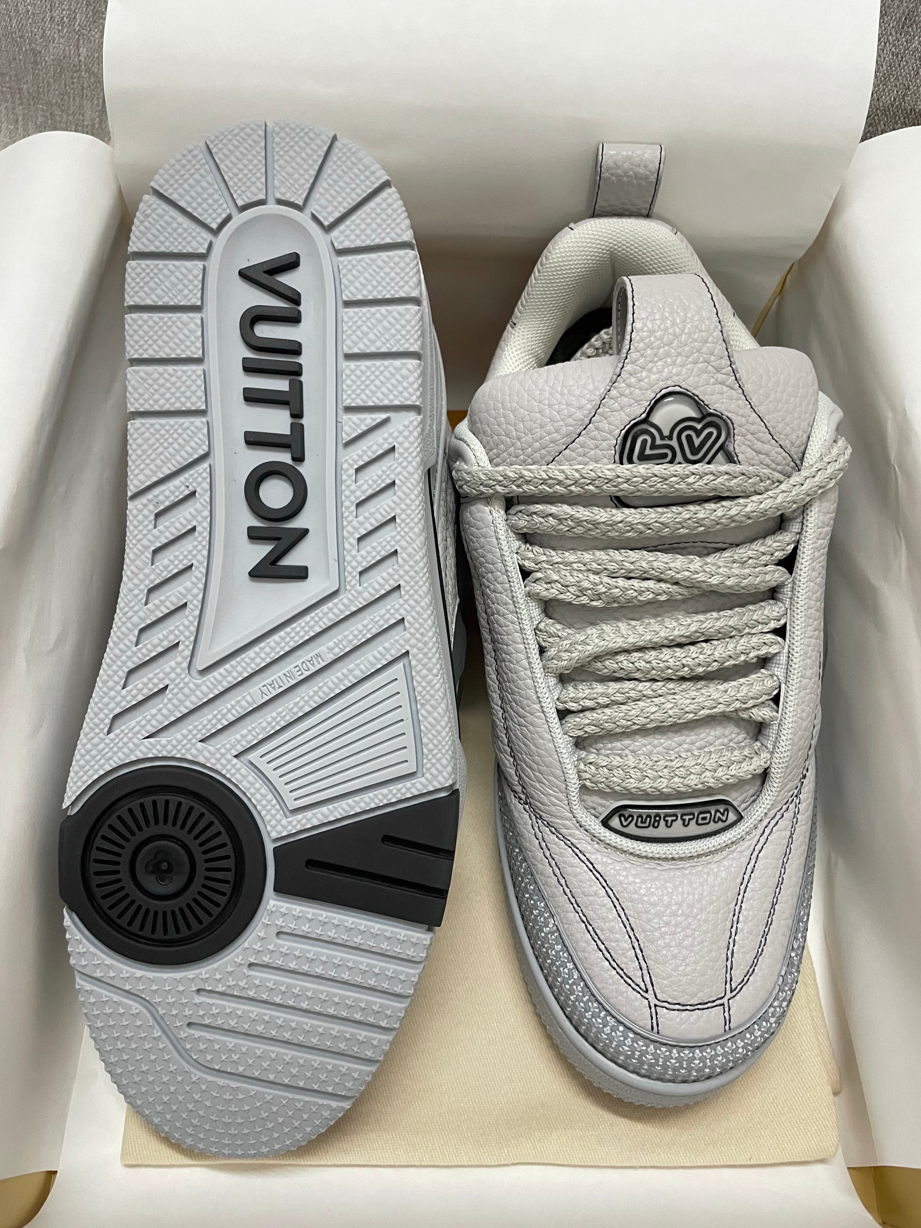 Sneakers Lv Skate gris 10/10 facture
