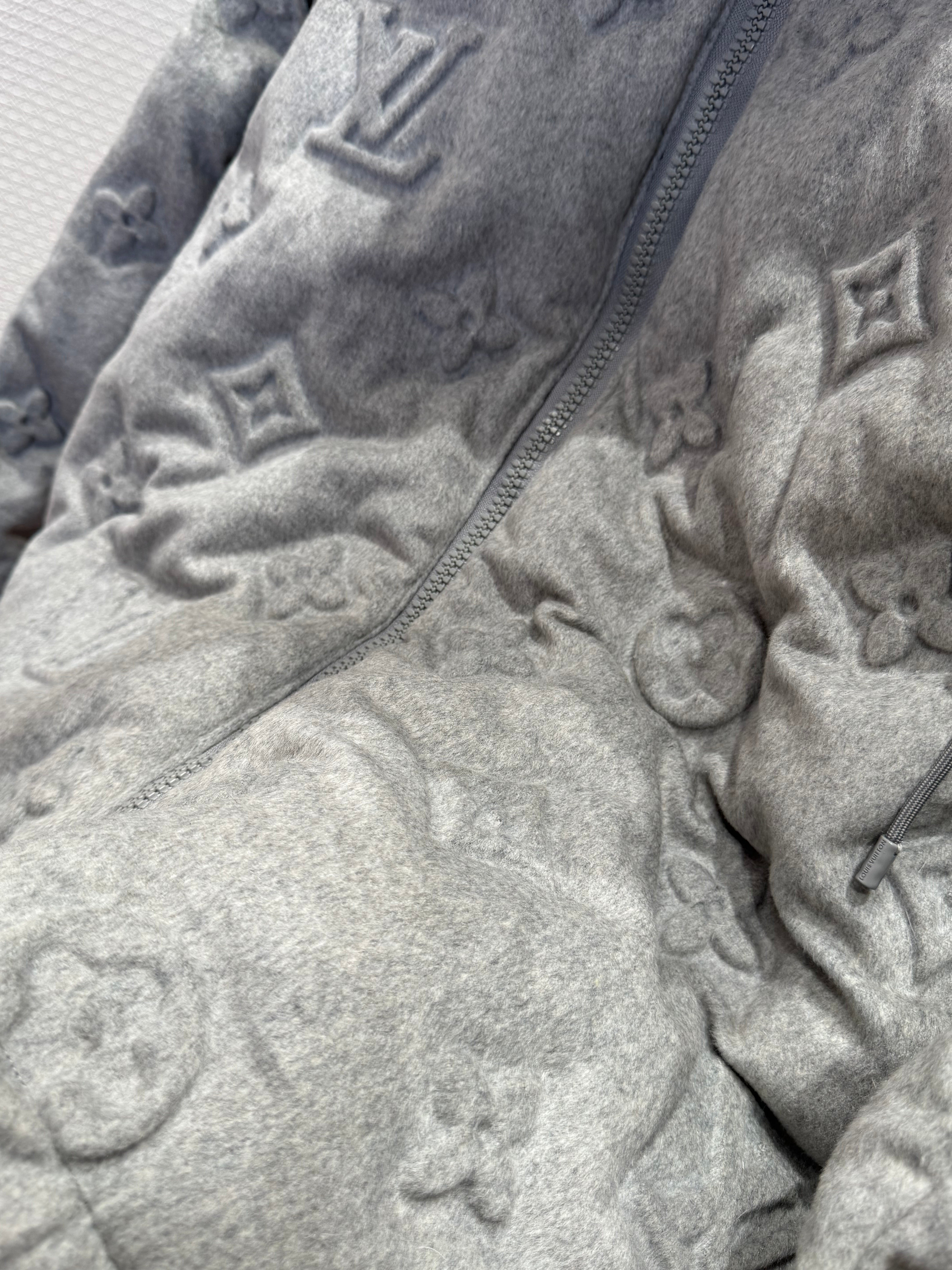 Doudoune Lv Grise 3.D print Monogram Grey 10/10