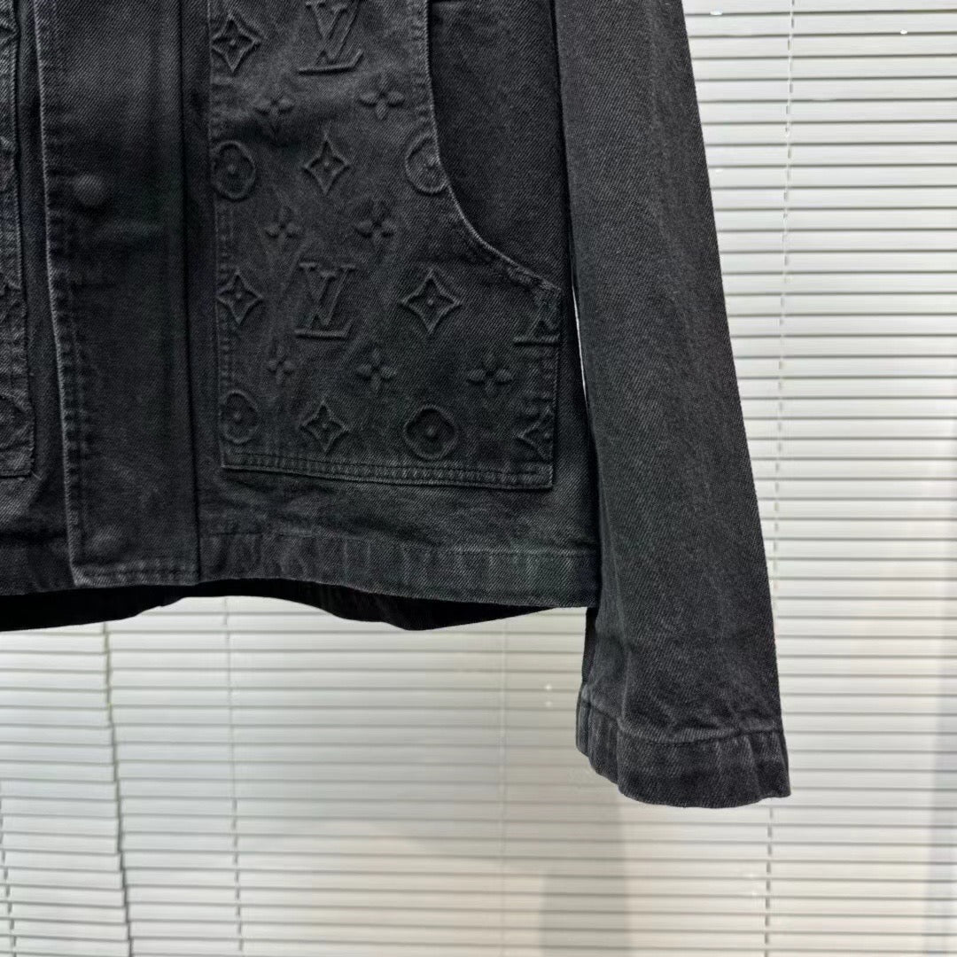 Lv black round neck top