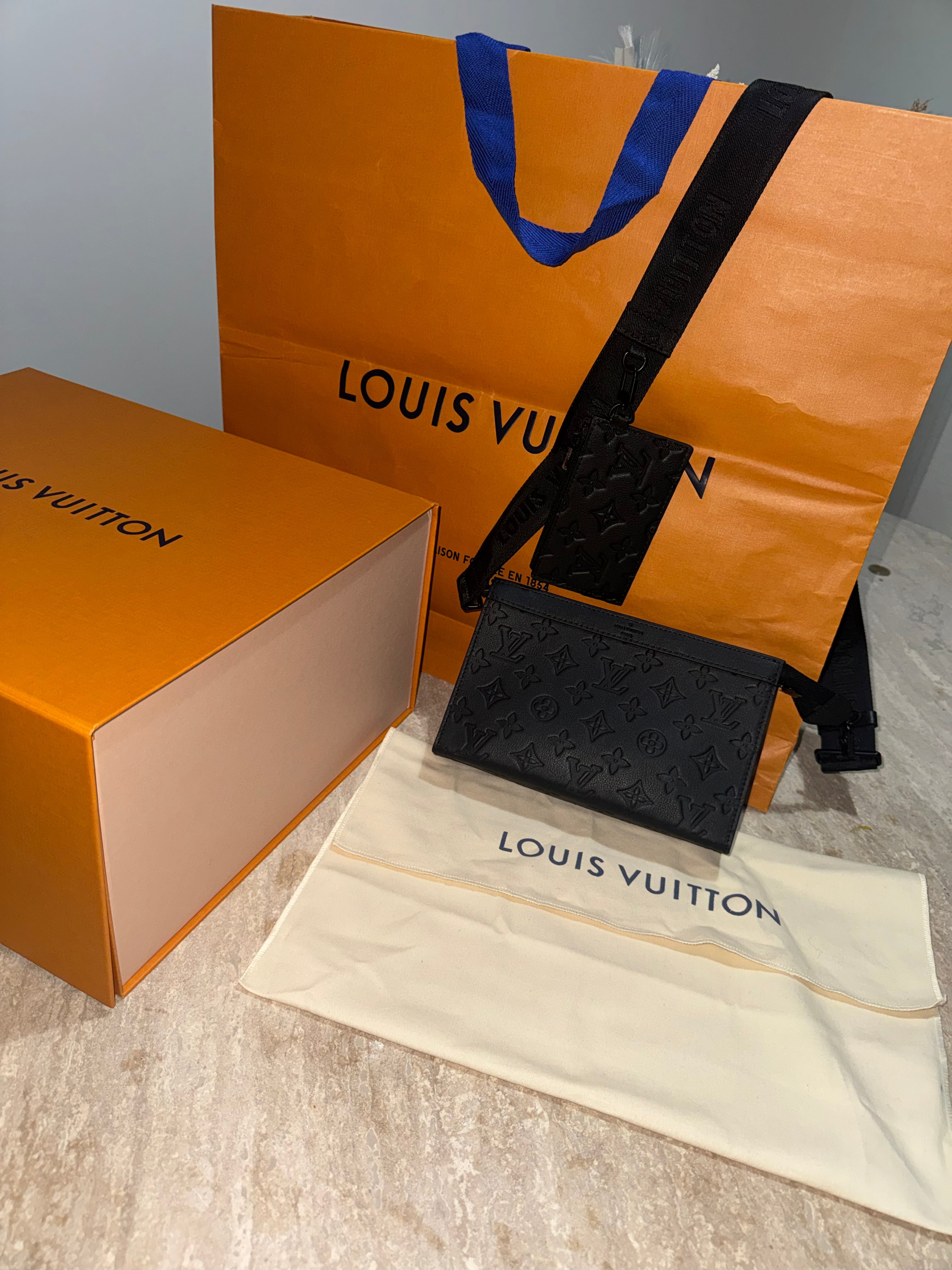 Porte feuille Gaston Wearable facture 10/10 🚚📦⚡️