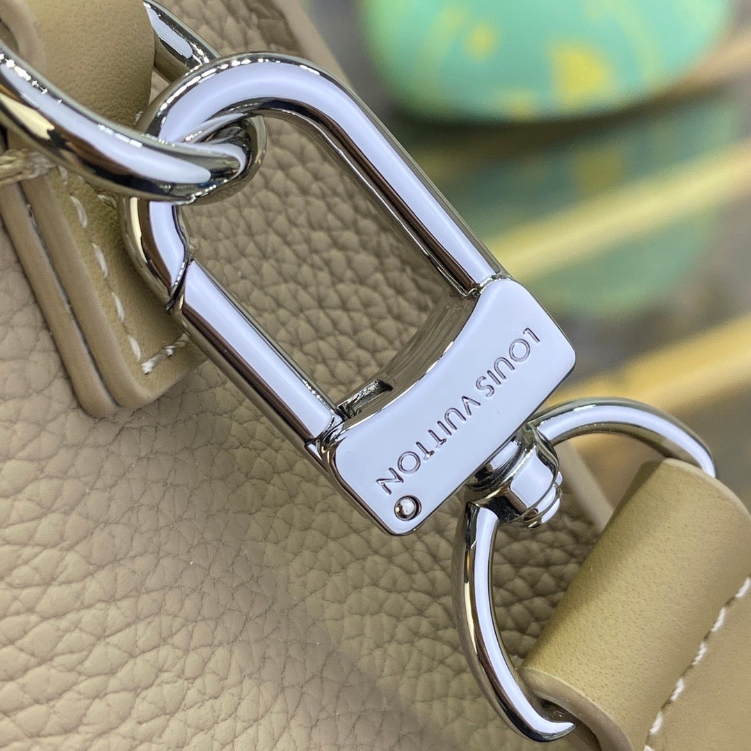 Fastline wearable invoice wallet