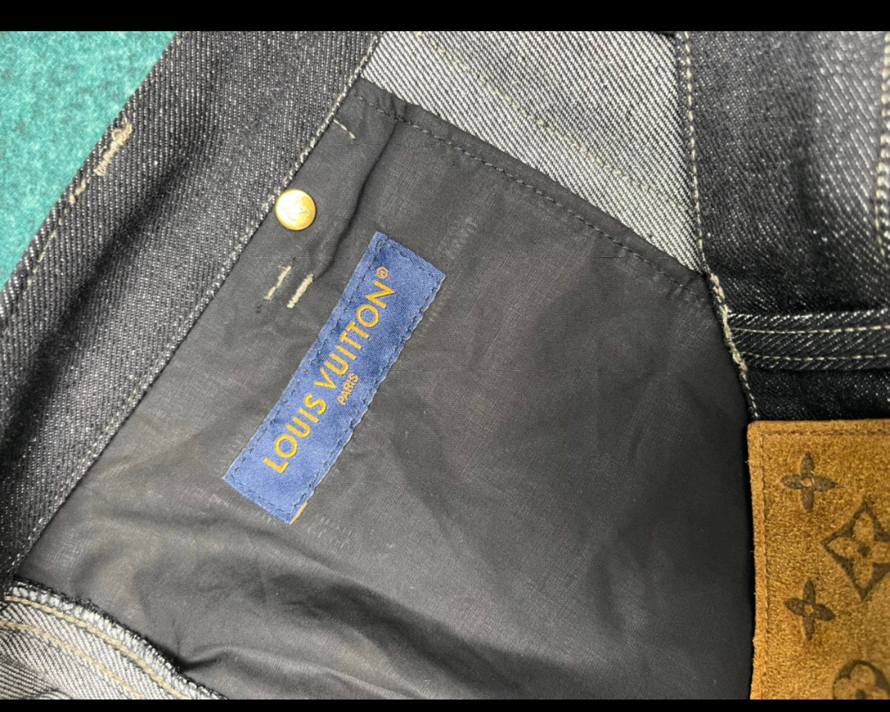 Lv Mono-Blumenjeans