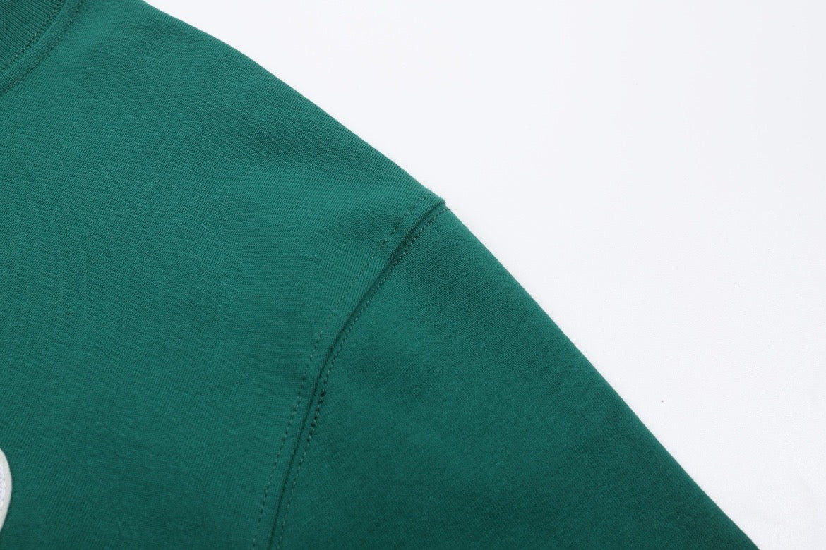 T-shirt vert à logo ami de cœur