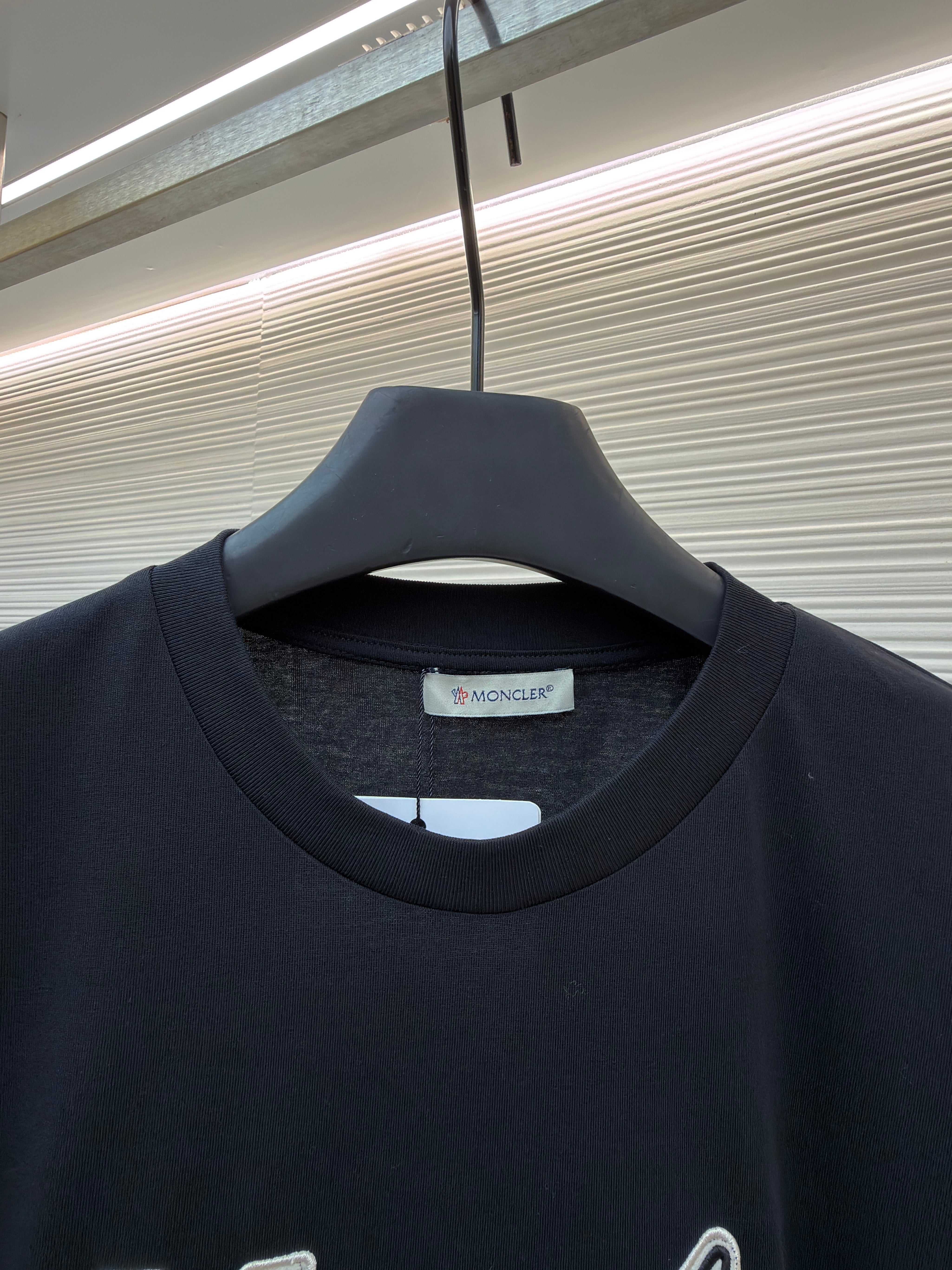 T Shirt Monclr logo brodé