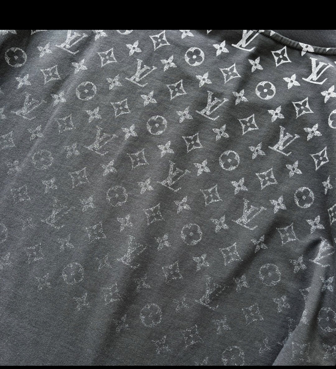 Lv t shirt