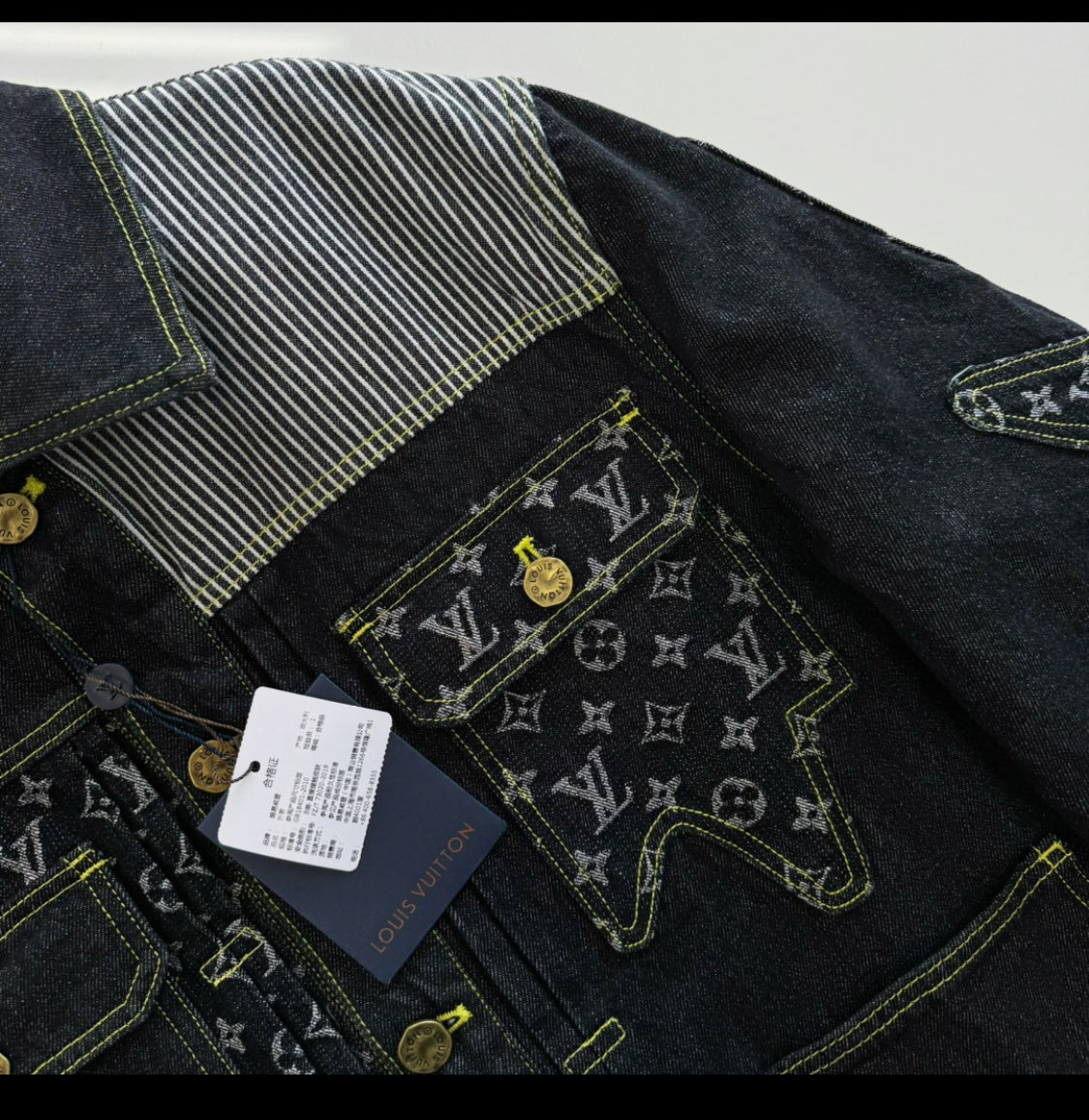 Lv-Jacke