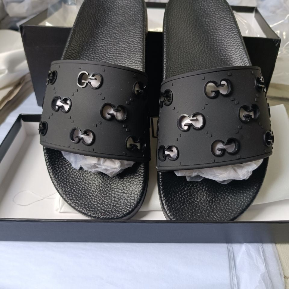 Black gg flip-flops invoice