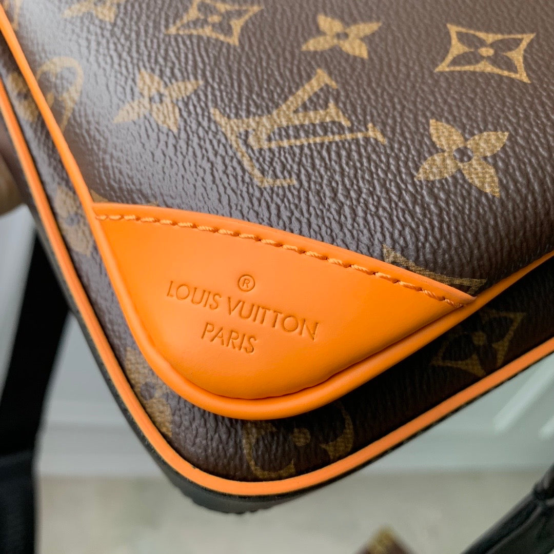 Sac Trio Messenger brown 10/10 facture