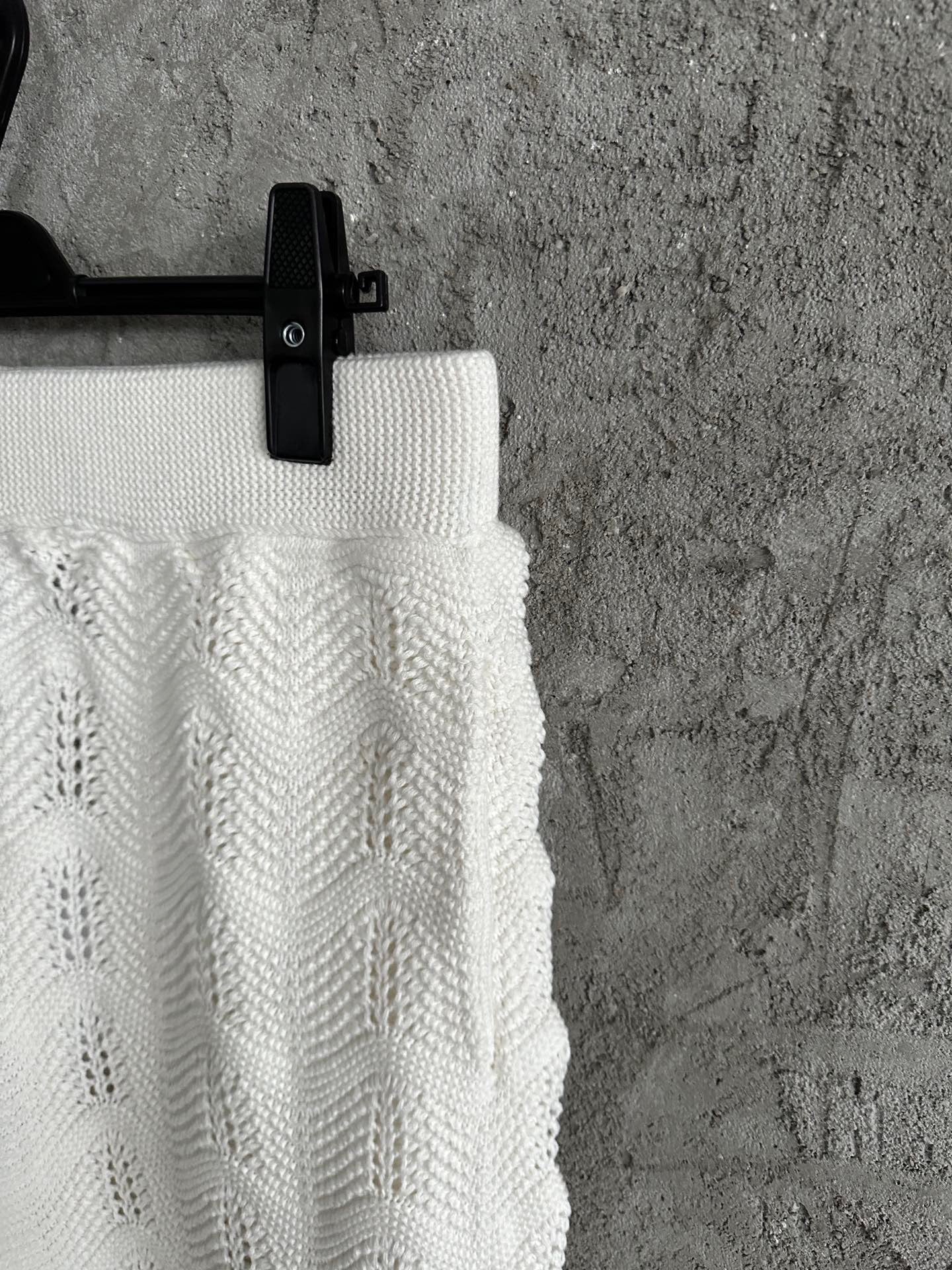 Casab Wavy Gradient Pattern Shorts