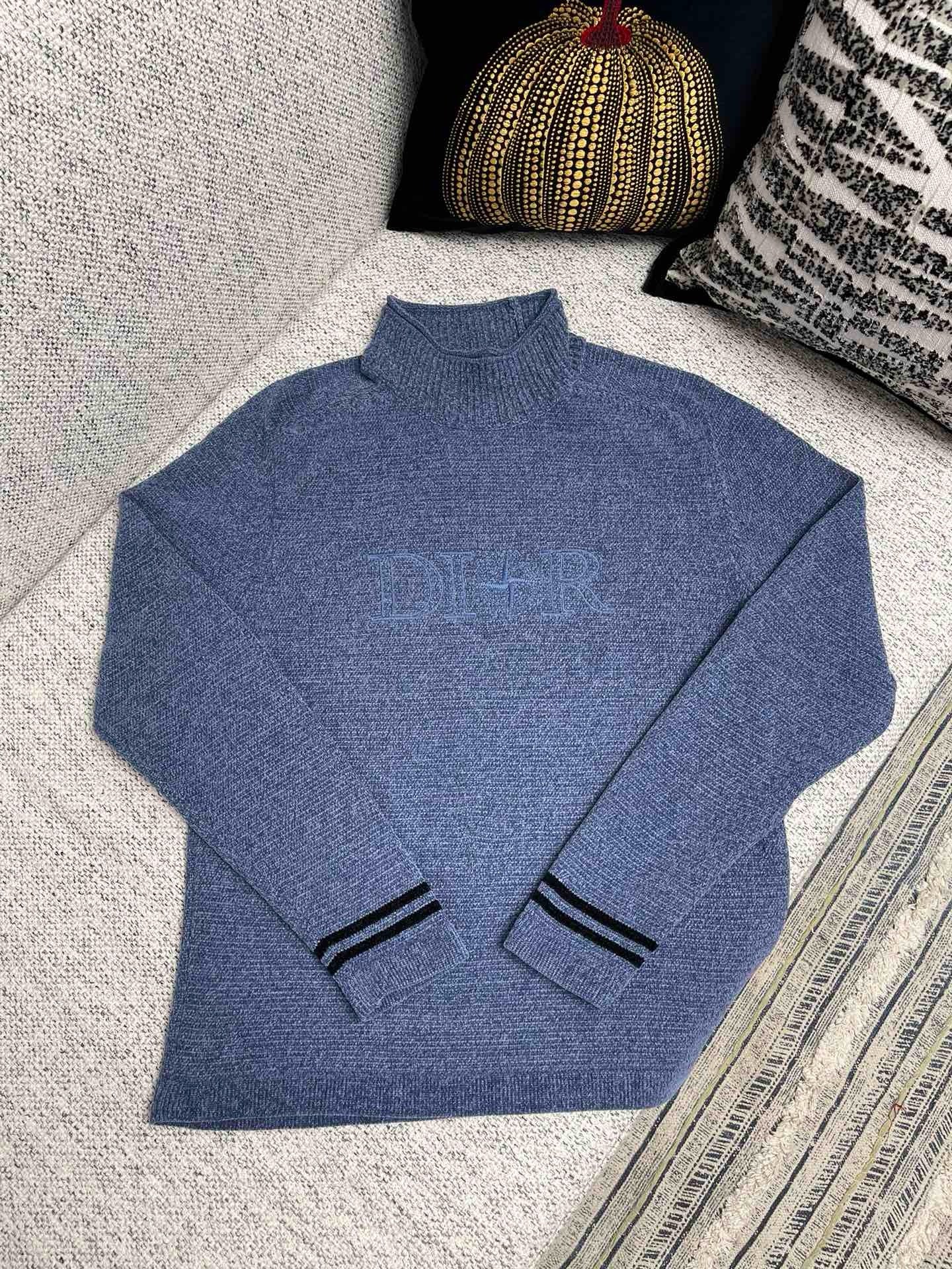 CD x Stone Isl Pull technique Violet