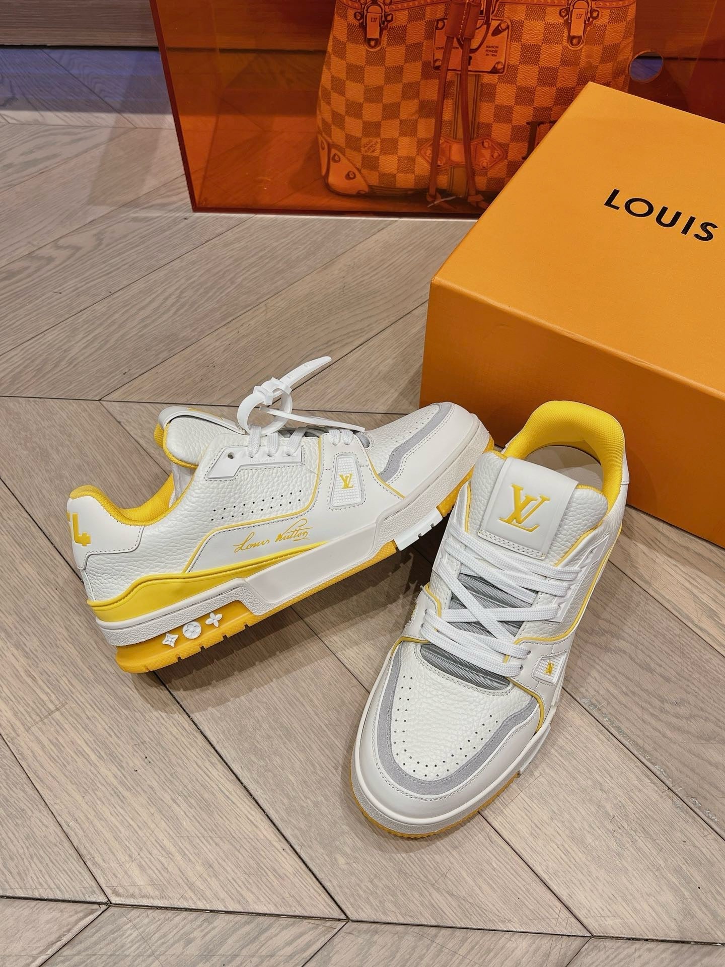 Lv trainers blanche/orange facture