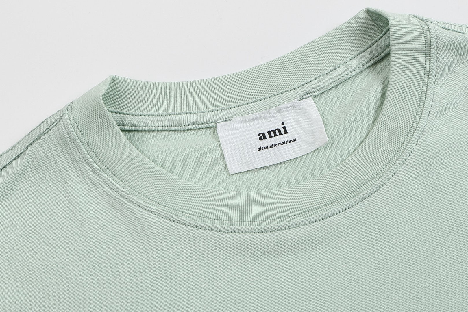 T-shirt vert à logo ami de cœur pastels