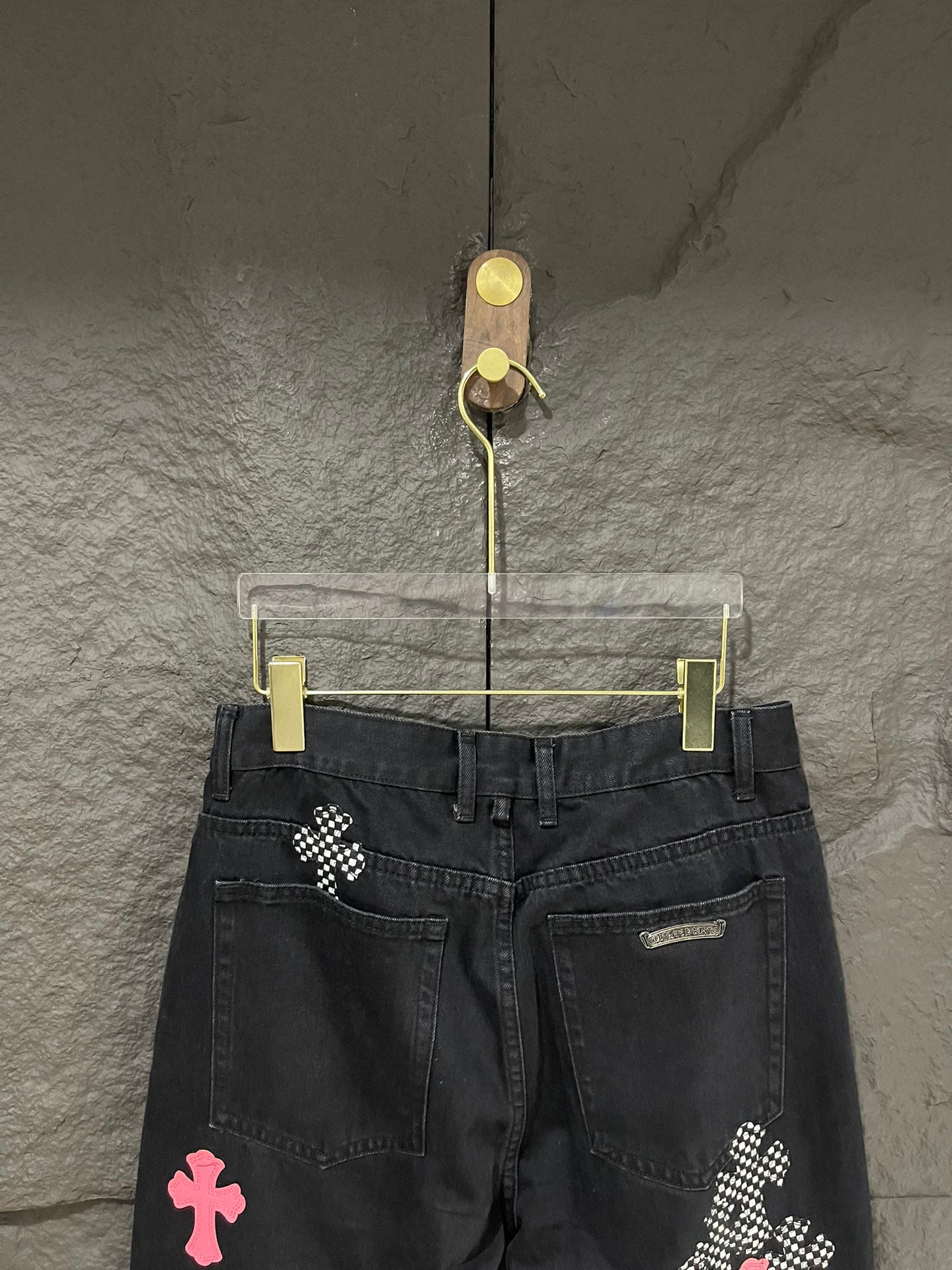 Jean Chrome Hrts