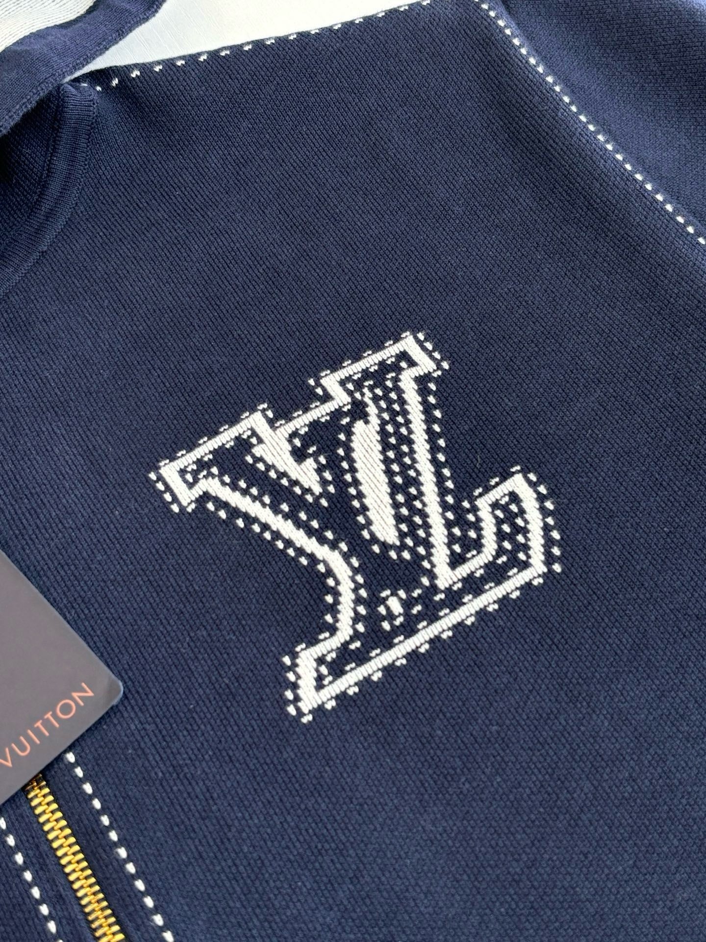Sweat capuche motif Zippee Intarsia Lv 10/10 📦⚡️🚚 bleu nuit