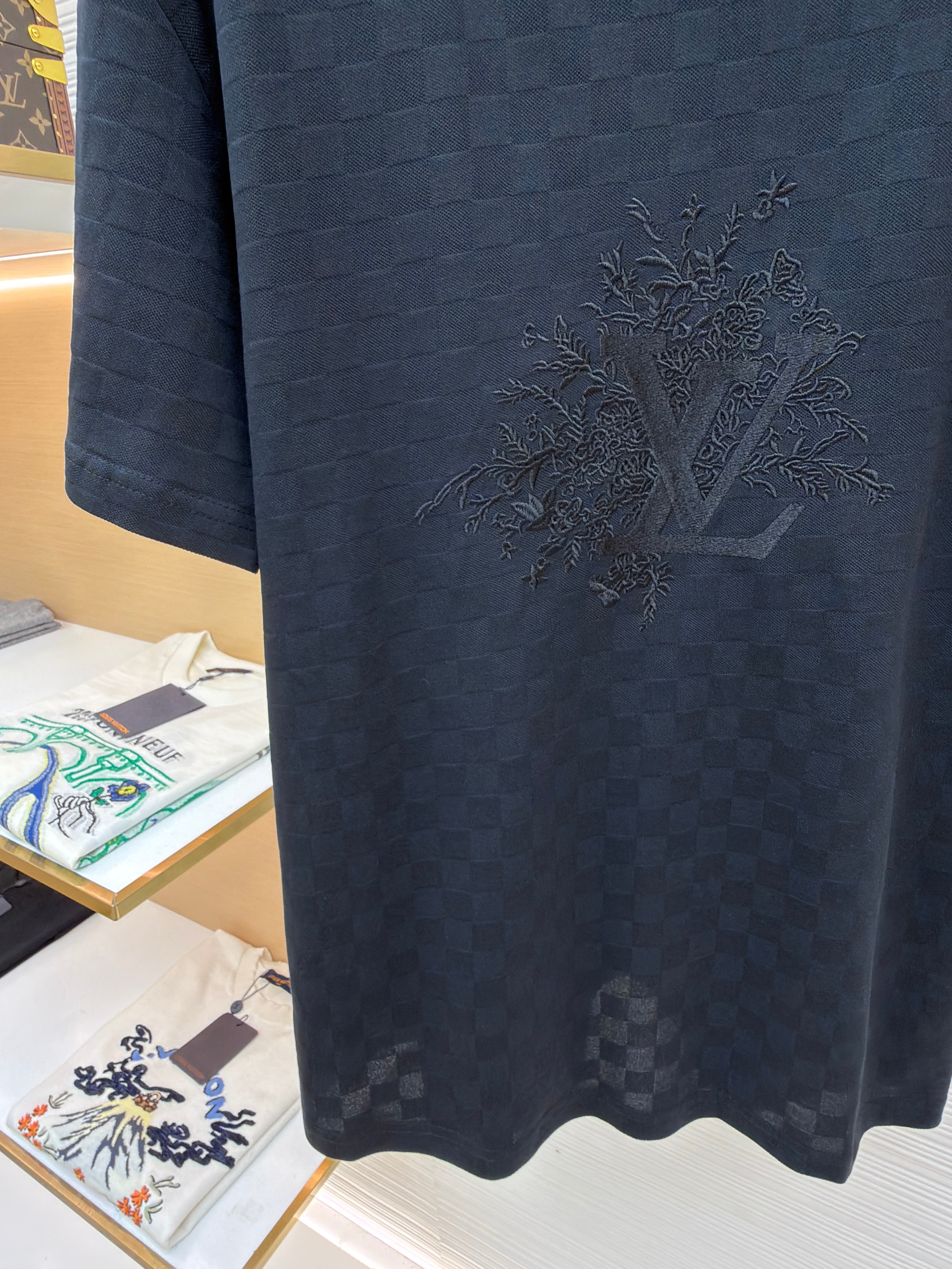 T shirt lv Teck 2026 10/10