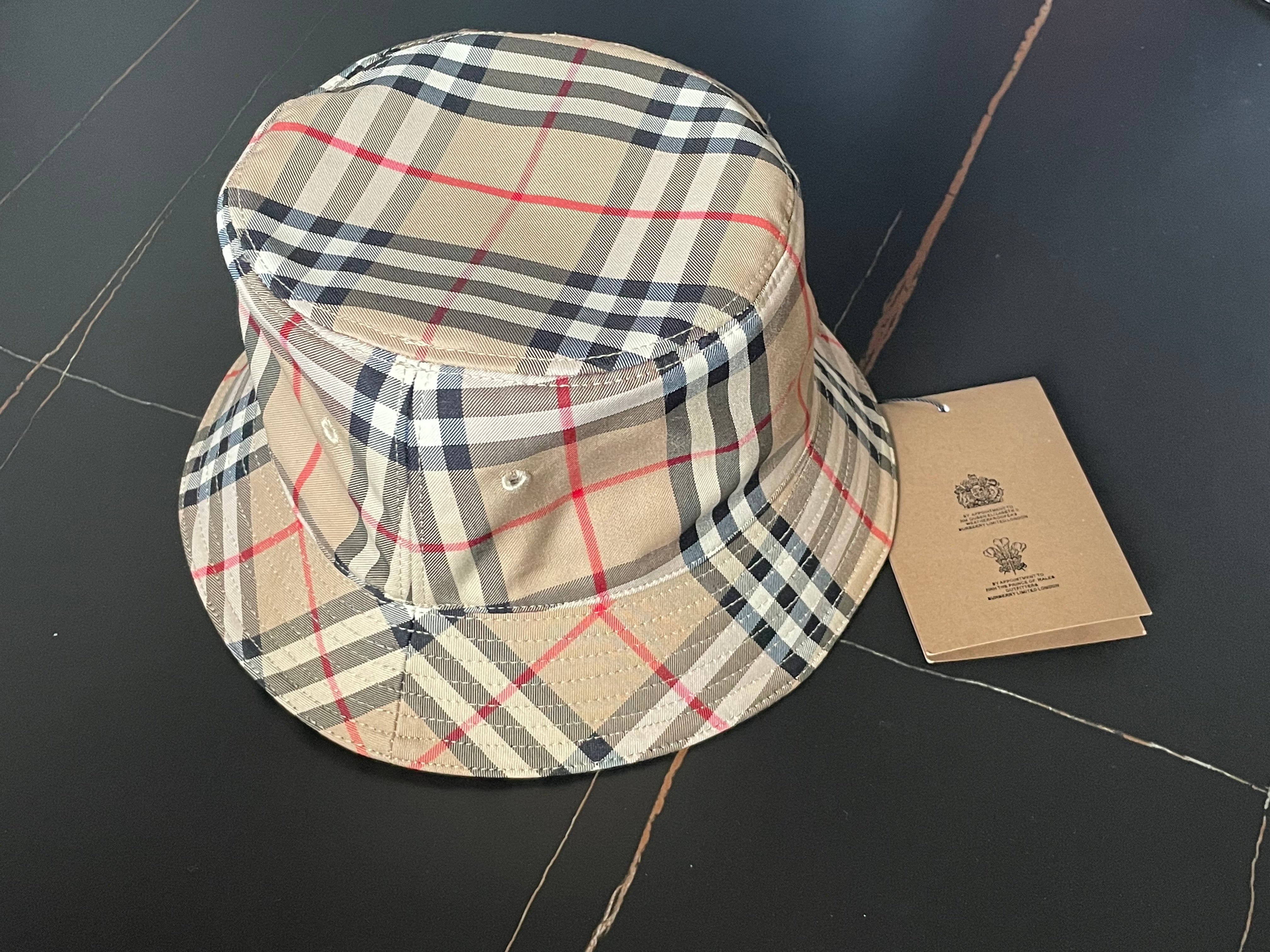 Bob Bbr Brown with receipt