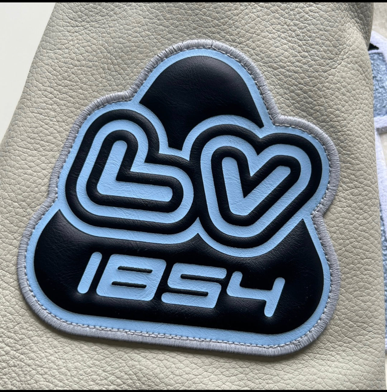 Veste Lv Limited Édition 2022