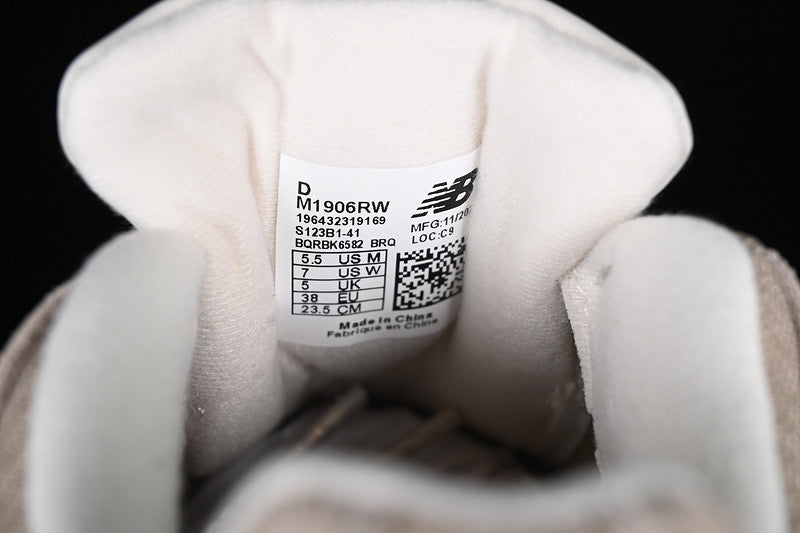 New b sneakers 1906 séries