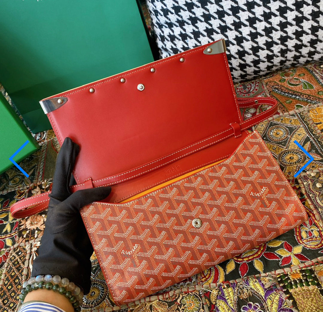 Monte Carlo mini red invoice case