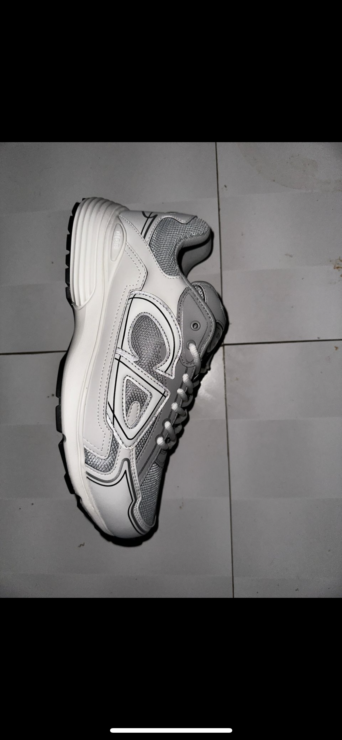 SNEAKERS B30 V2 VERSION BIEN LISSE WHITE GREY RÉFLECTIVE RÉACTION CORRECTES FACTURE PACKAGING COMPLET