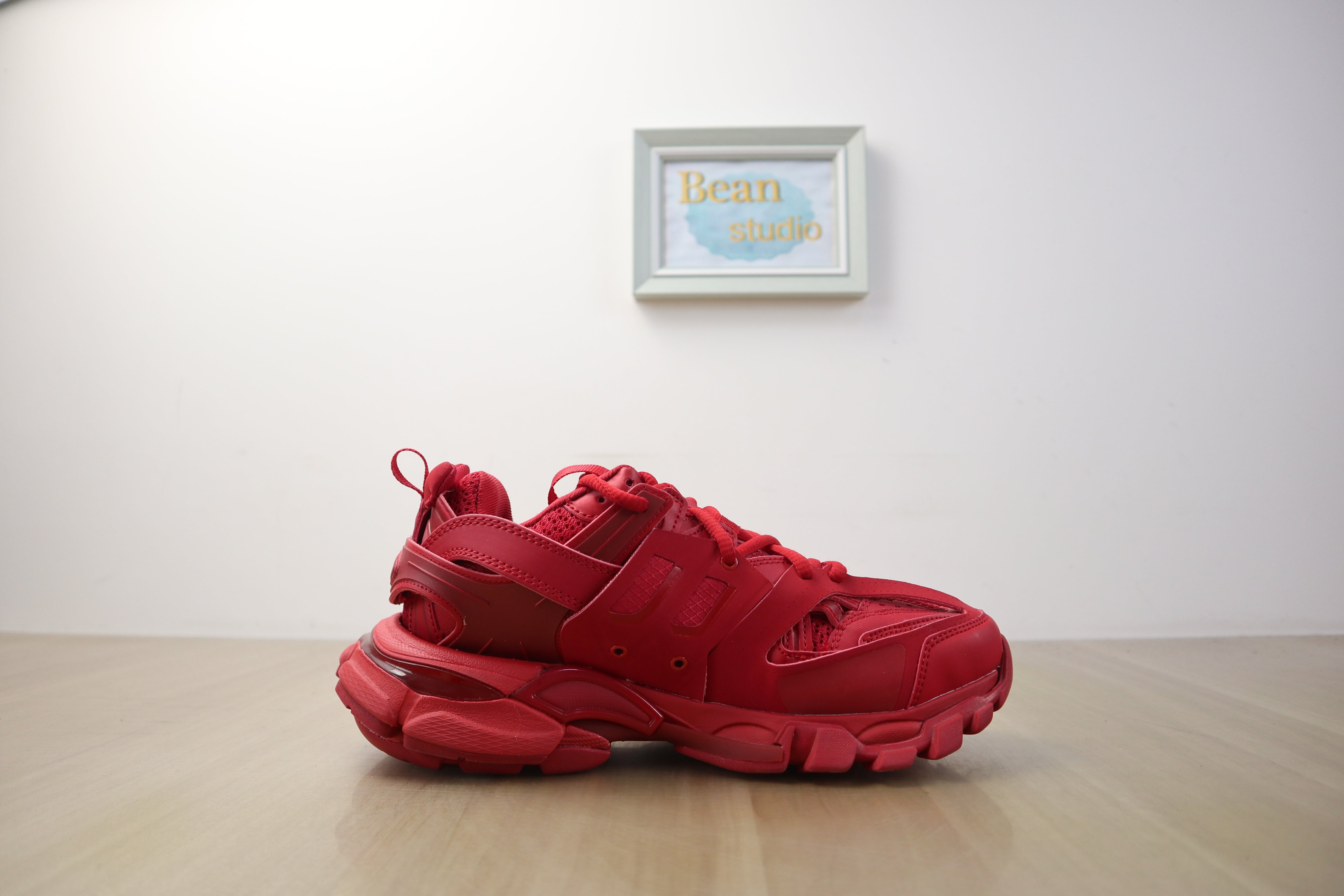 Blncg track red facture