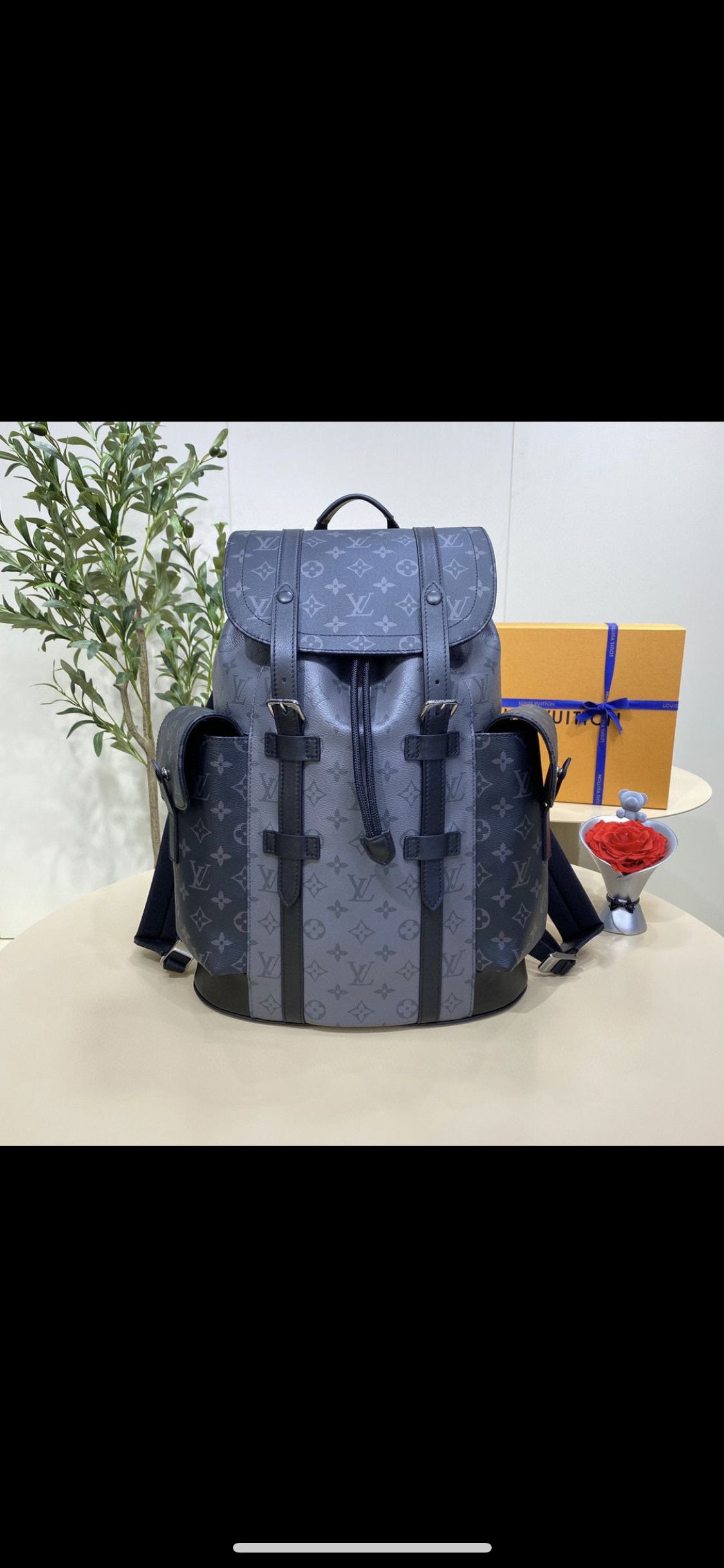 Lv christopher MM backpack invoice