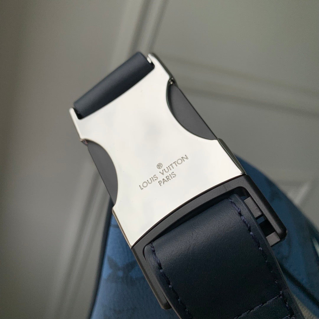 Discovery 2024 belt bag 10/10