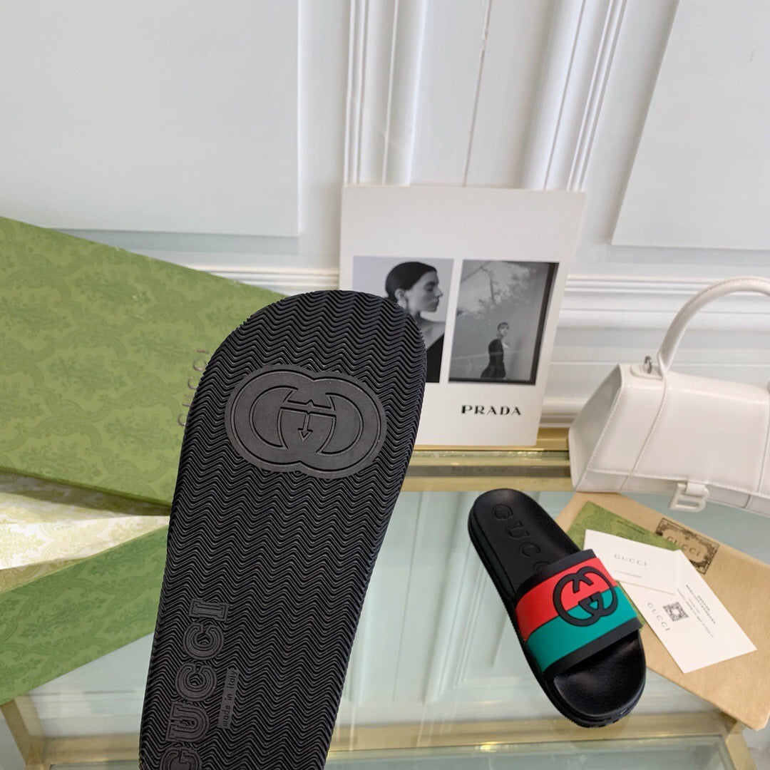 Classic gg flip-flops with bill