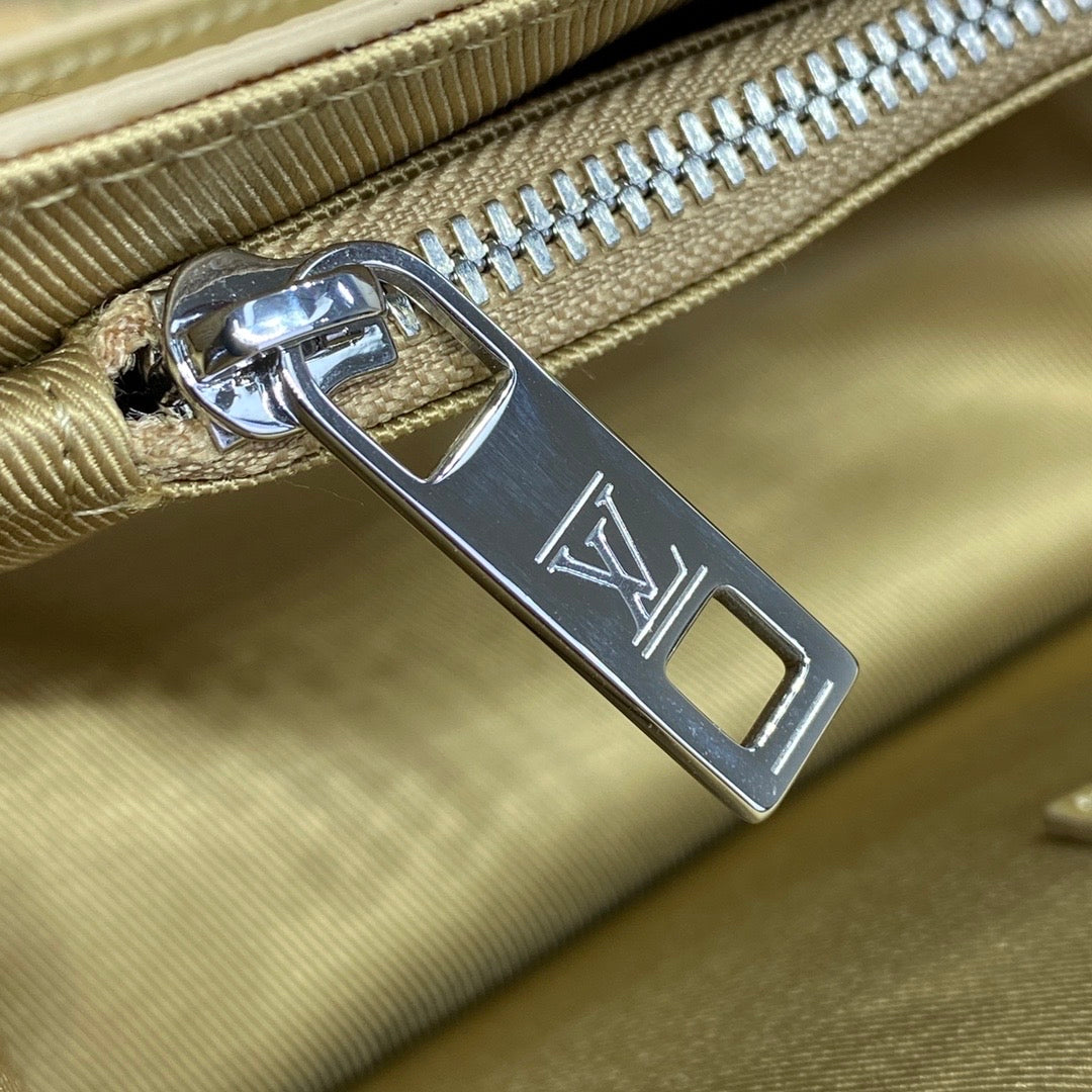 Fastline wearable invoice wallet