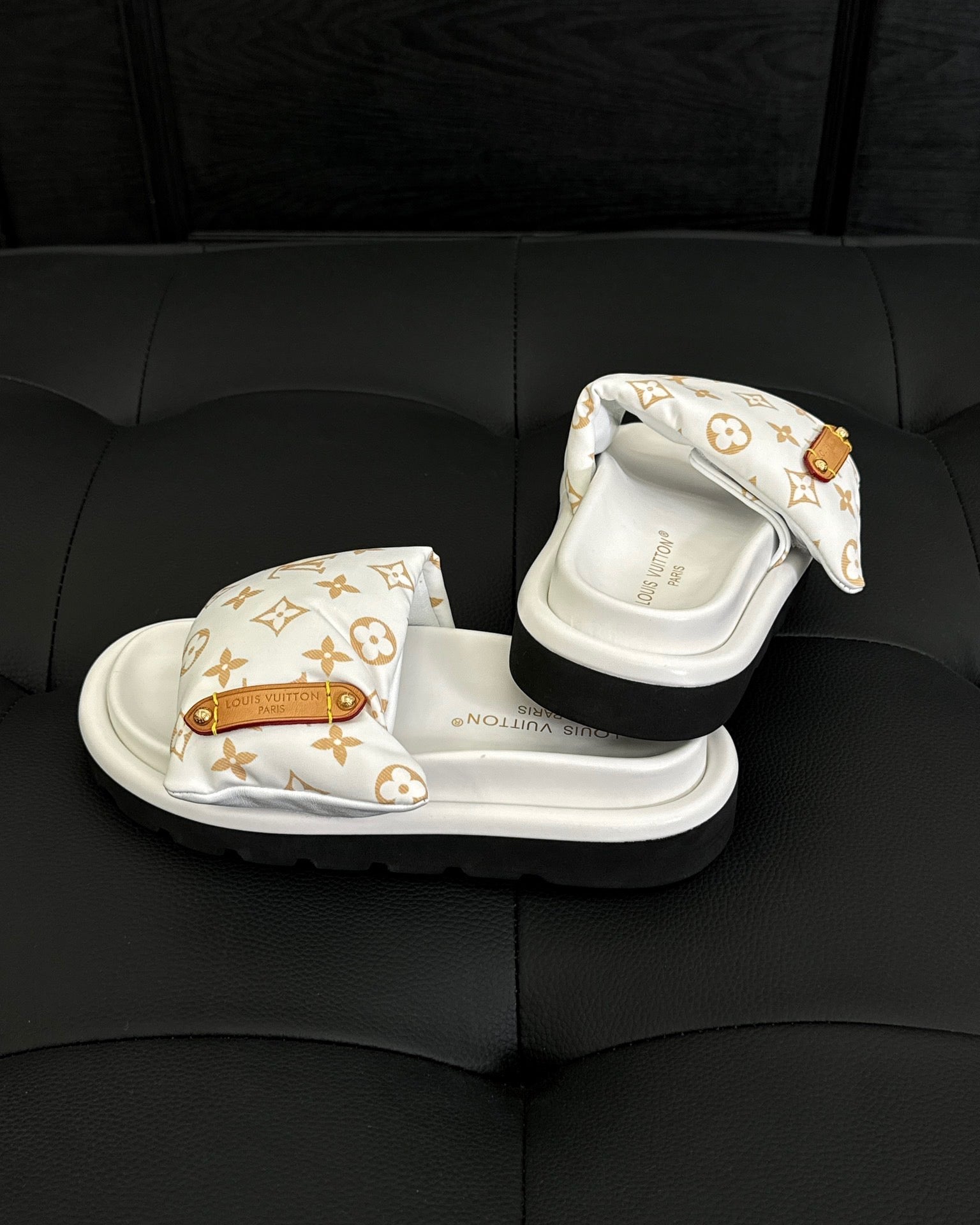 Mule plate conforme pillow