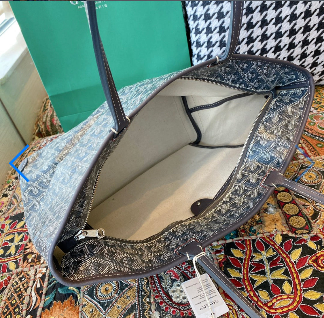 Artois grey PM invoice bag