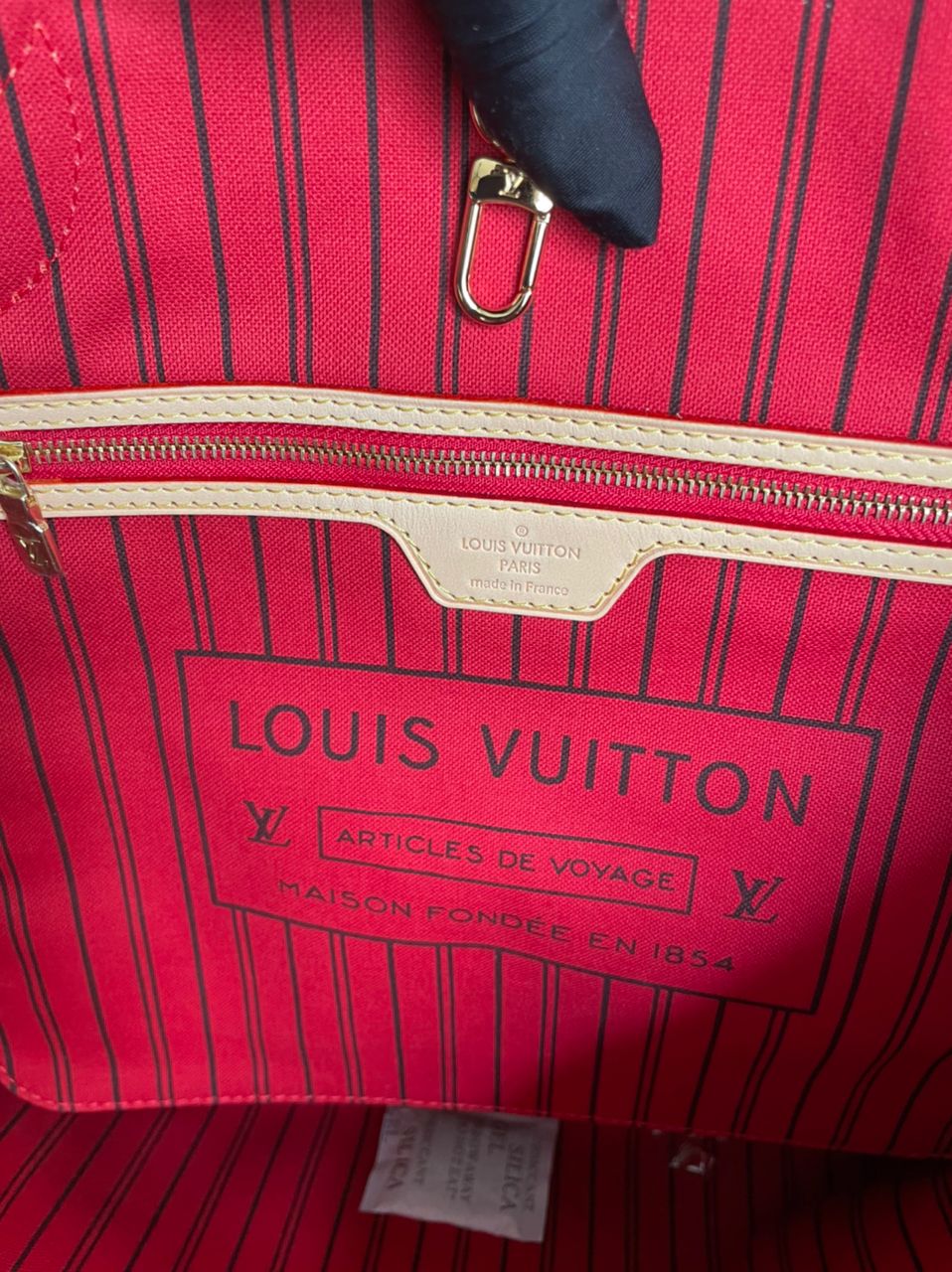 Sac Neverfull MM intérieur Beige pivoine facture