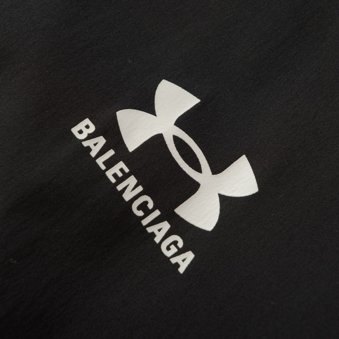 COUPE-VENT UNDER ARMR x BLNCG ® POUR HOMME EN NOIR