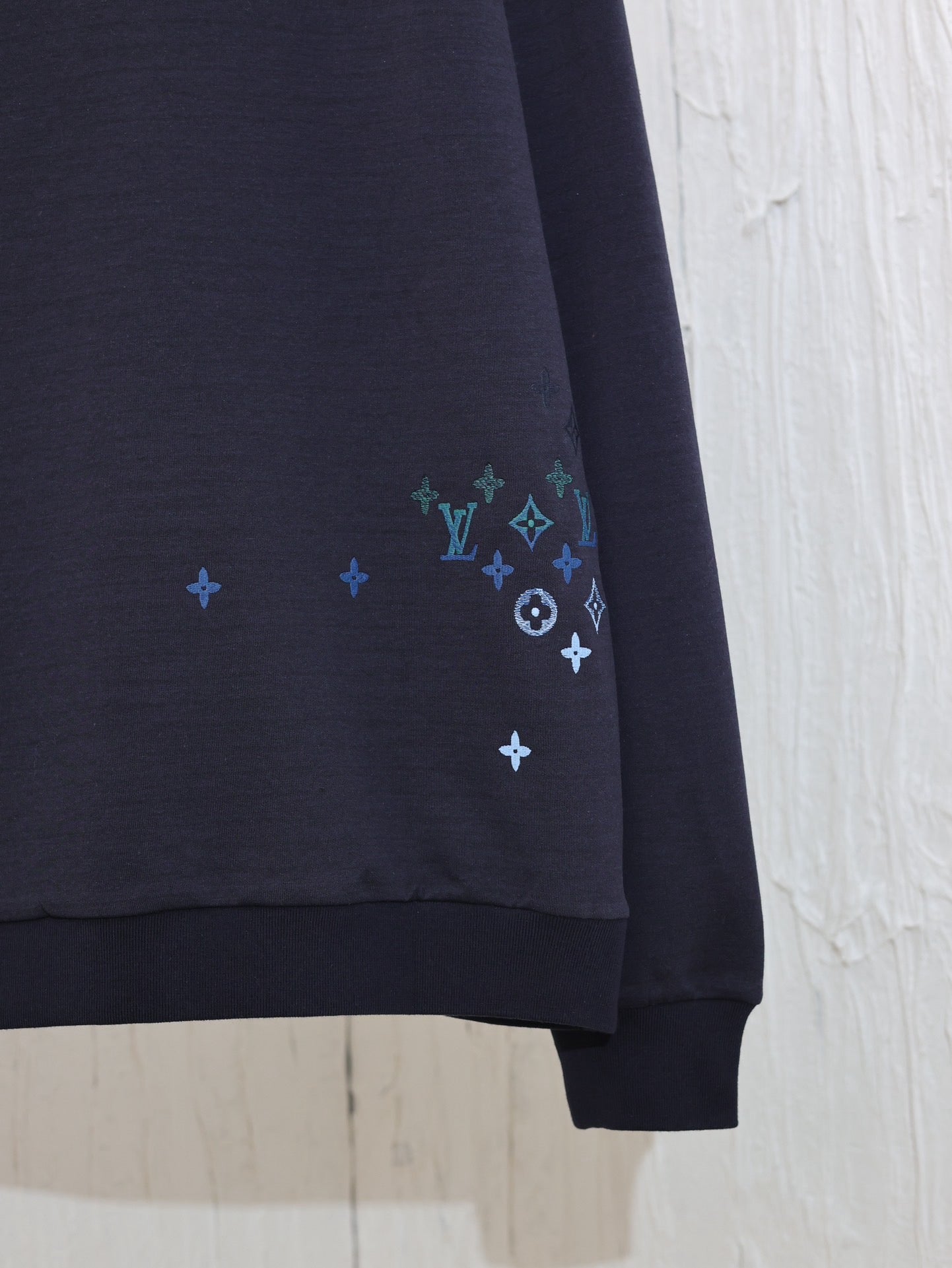 Lv sweater invoice 2023