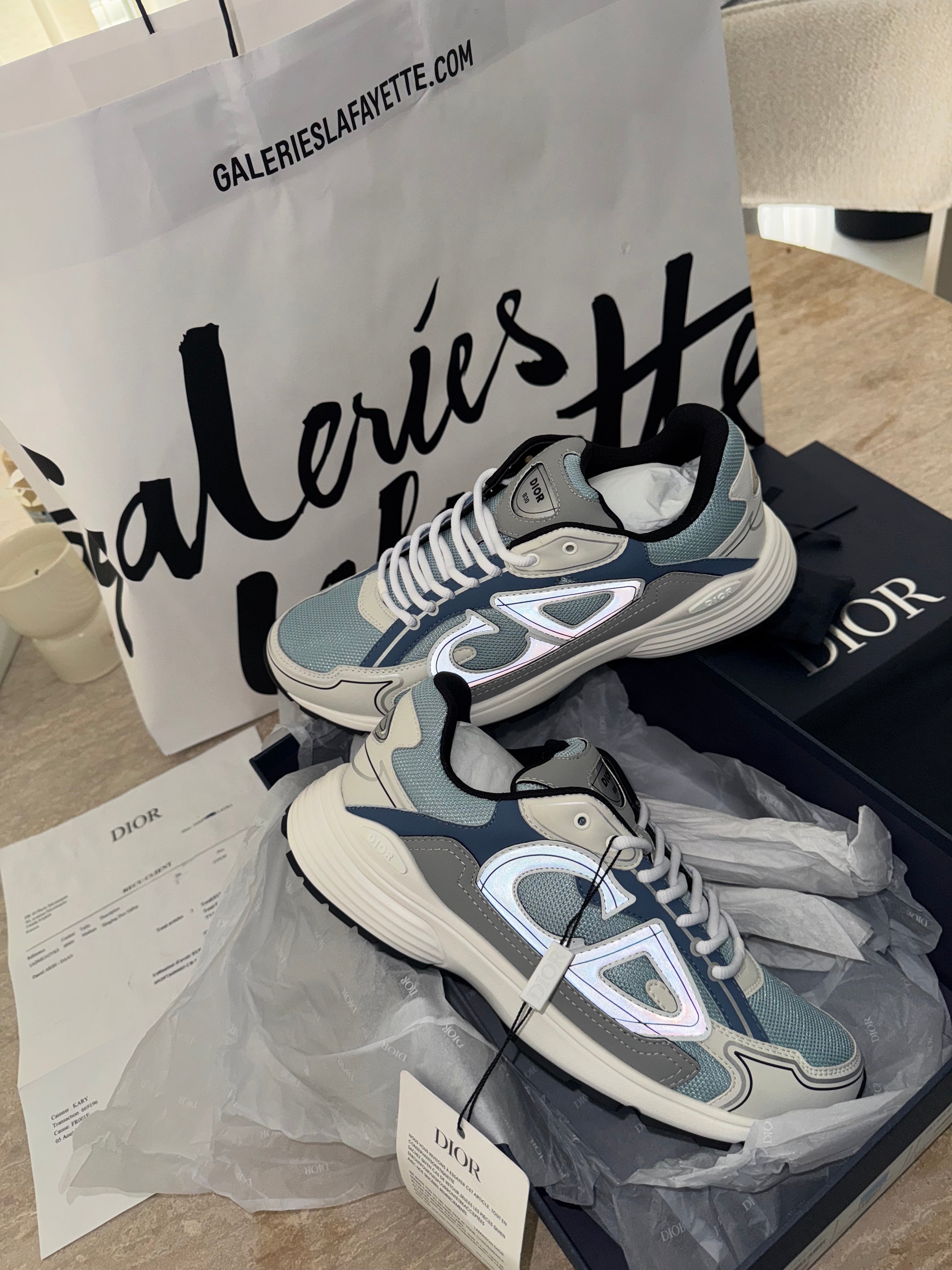 SNEAKERS B30 V3S VERSION BIEN LISSE BLEU CIEL RÉFLECTIVE RÉACTION CORRECTES FACTURE PACKAGING COMPLET