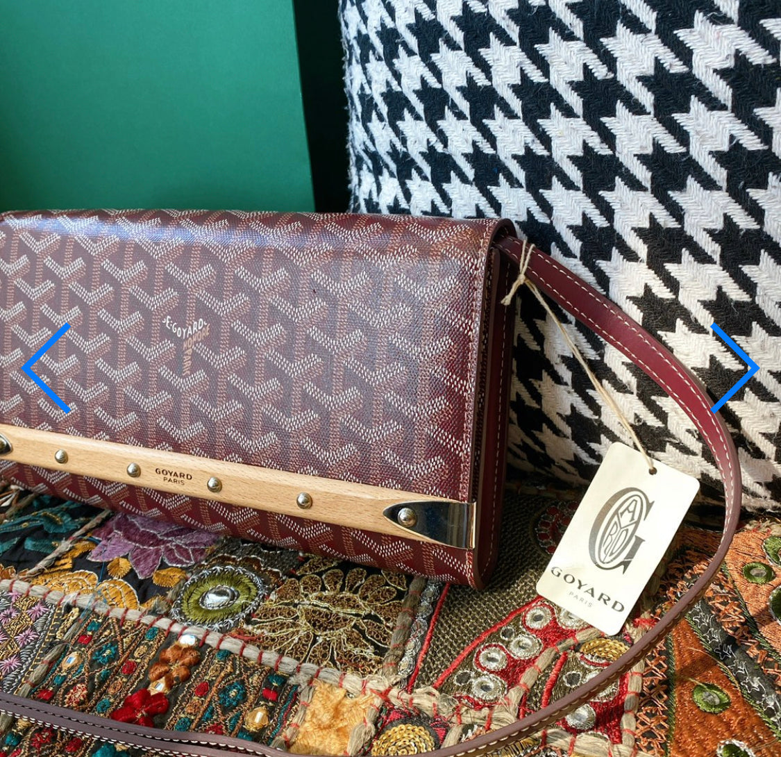 Monte Carlo mini burgundy invoice case