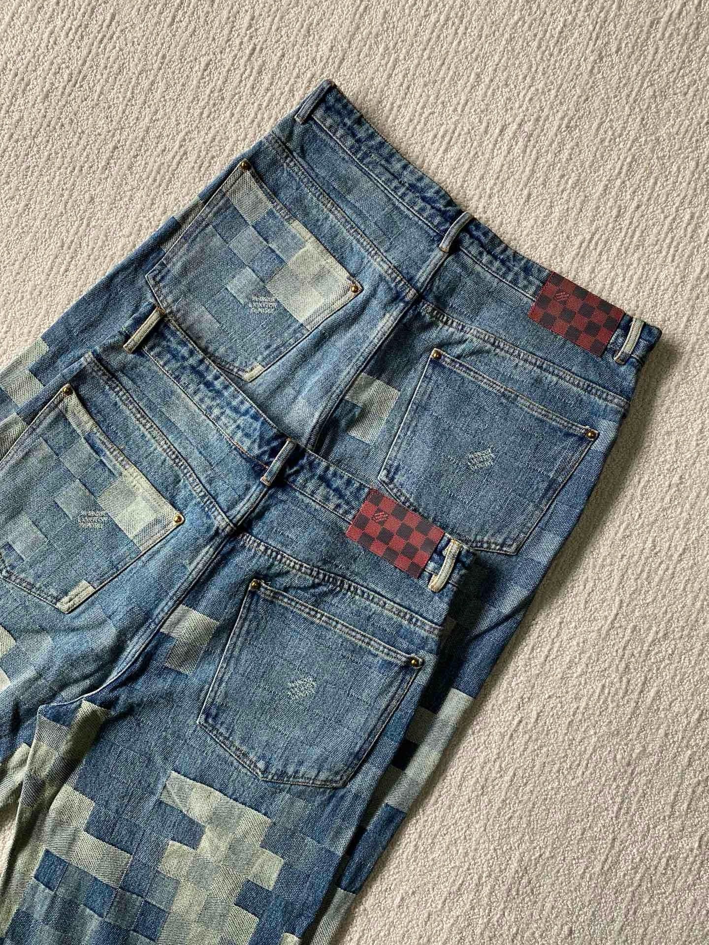 Gerade geschnittene Jeanshose von Damier